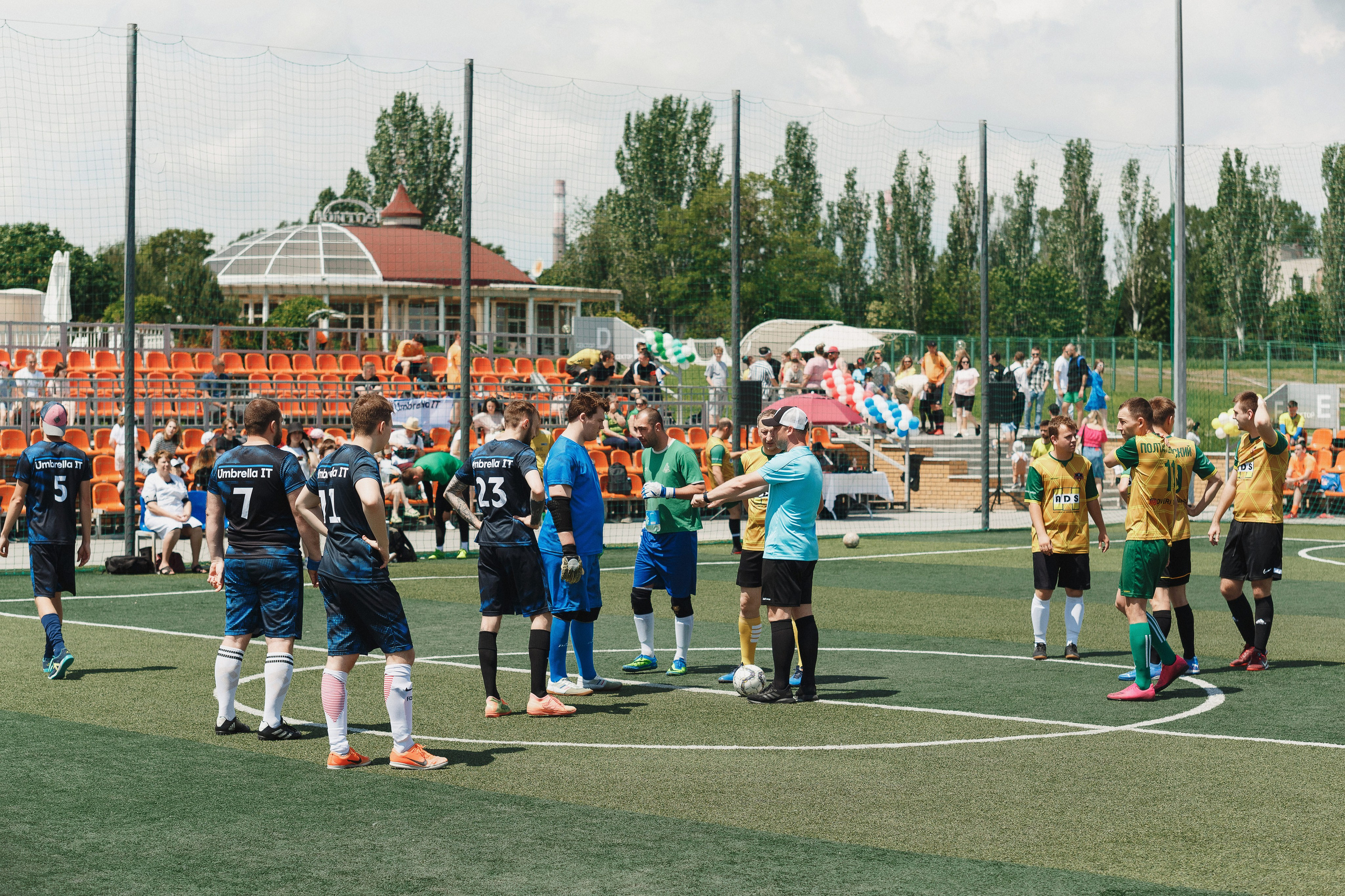 Под знаменем Амбрелла: Футбольный турнир в Приазовье Таганрога. Свадебный и семейный фотограф в Таганроге Бакарюк Антон