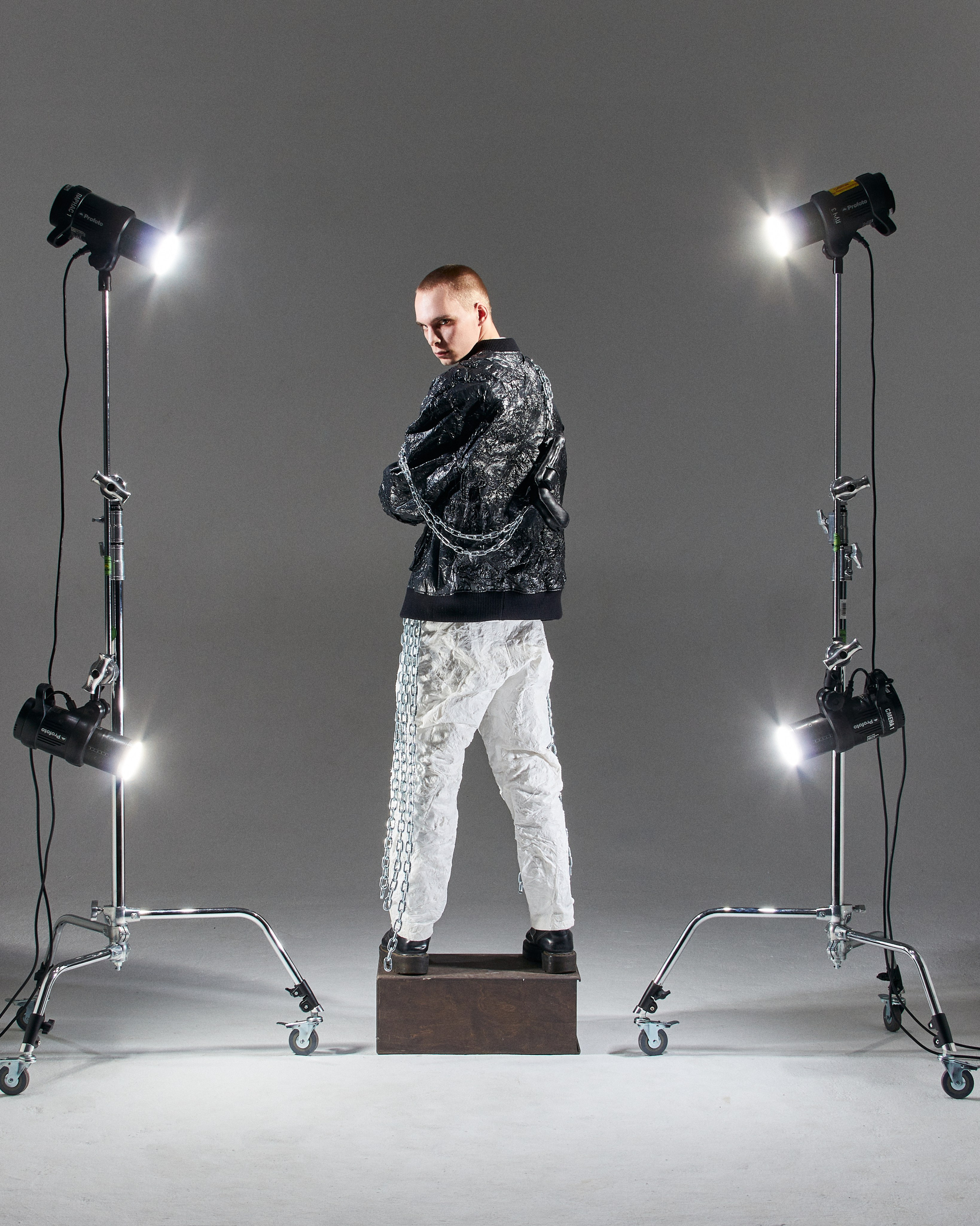 HSE ART & DESIGN SCHOOL. Andrew Valmus