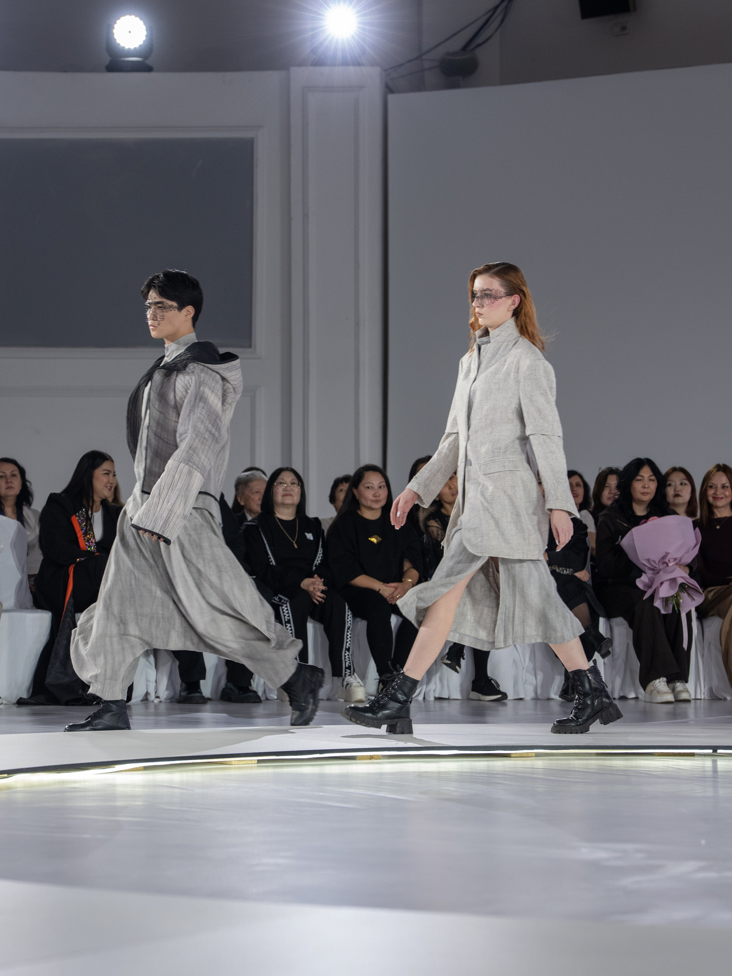 Дизайнер Zalkar. Сайт Алматинского НЮ АРТ, будуар и фэшн фотографа Дениса Карпенко