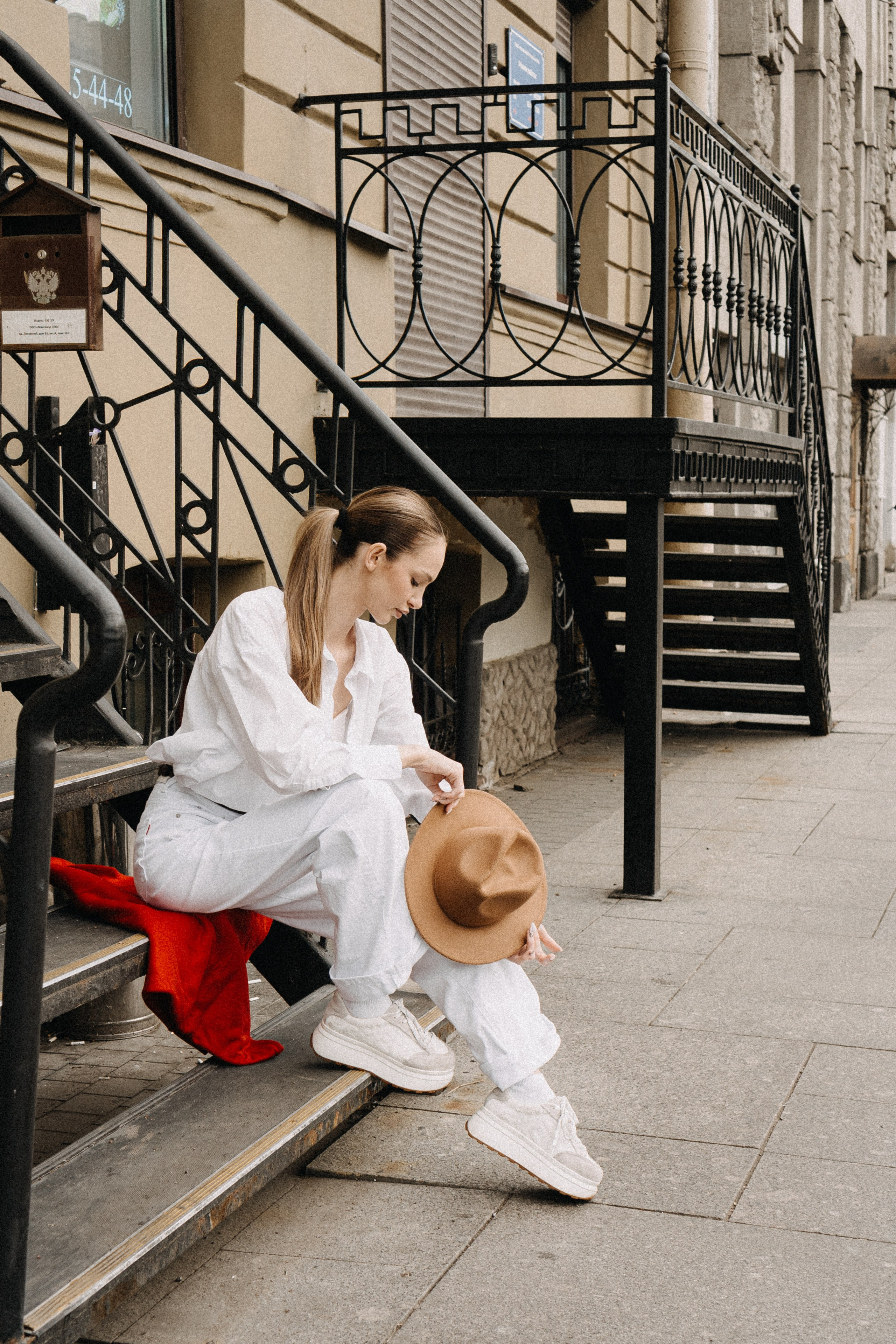 МЫ ГУЛЯЛИ ПРО КРЫШАМ ПИТЕРА. Профессиональный фотограф, Санкт-Петербург — Виктория Богомолова
