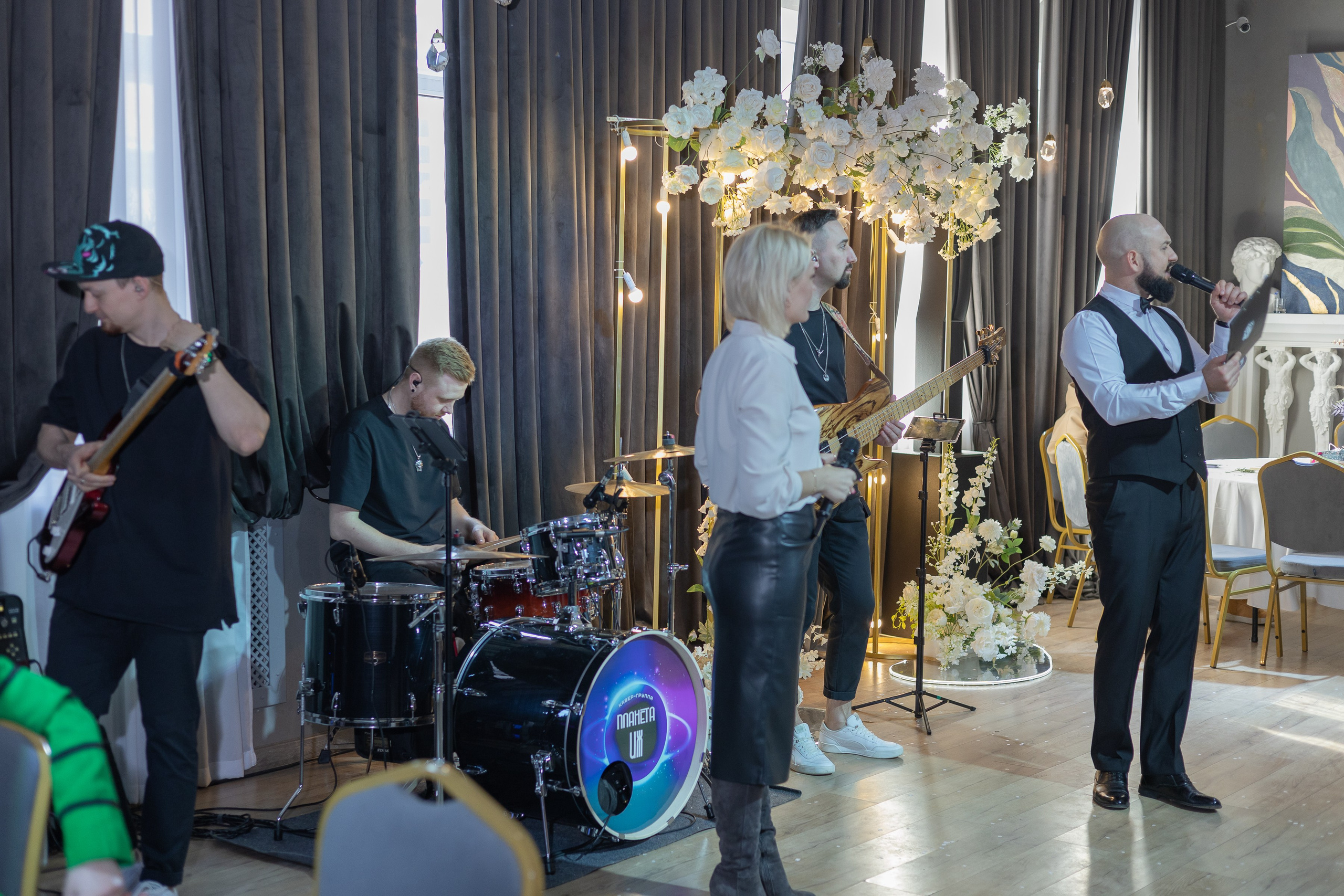 Свадебное чаепитие для молодоженов