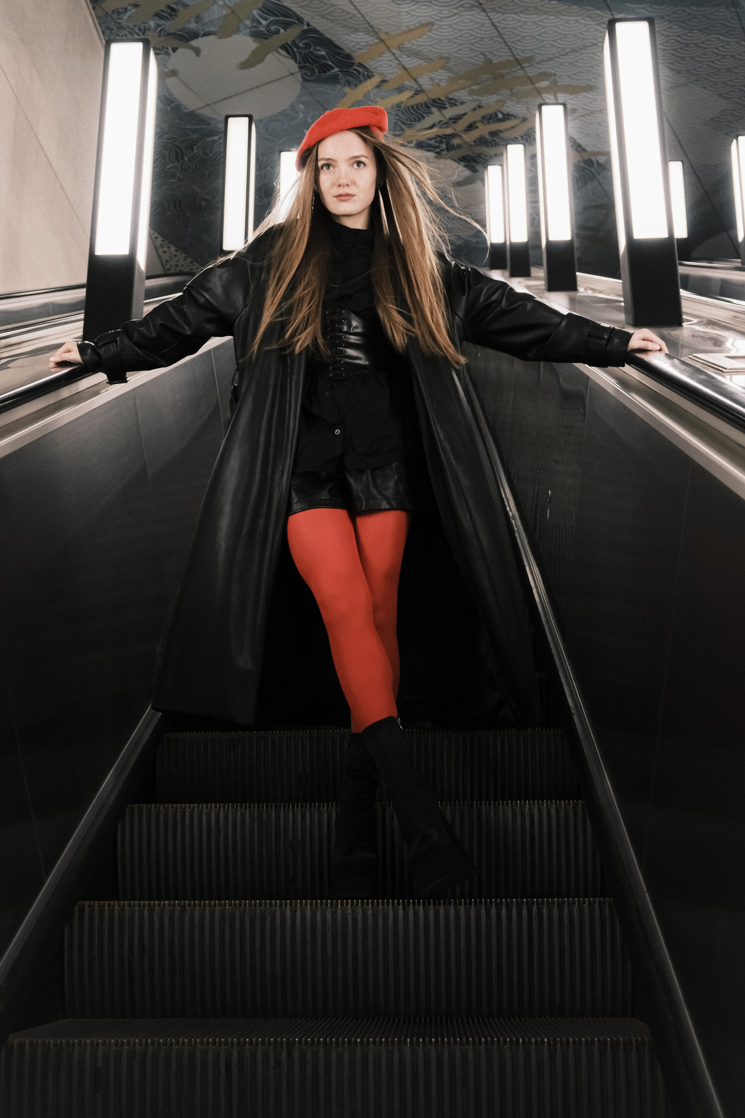 В метро. Главная