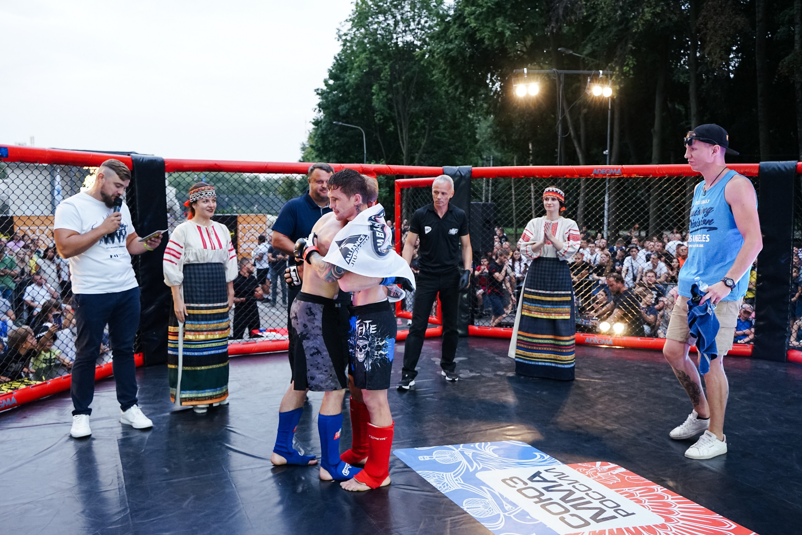 Вечер боев в ЦПКиО. Фотограф Надежда Погребняк | Рязань | Москва
