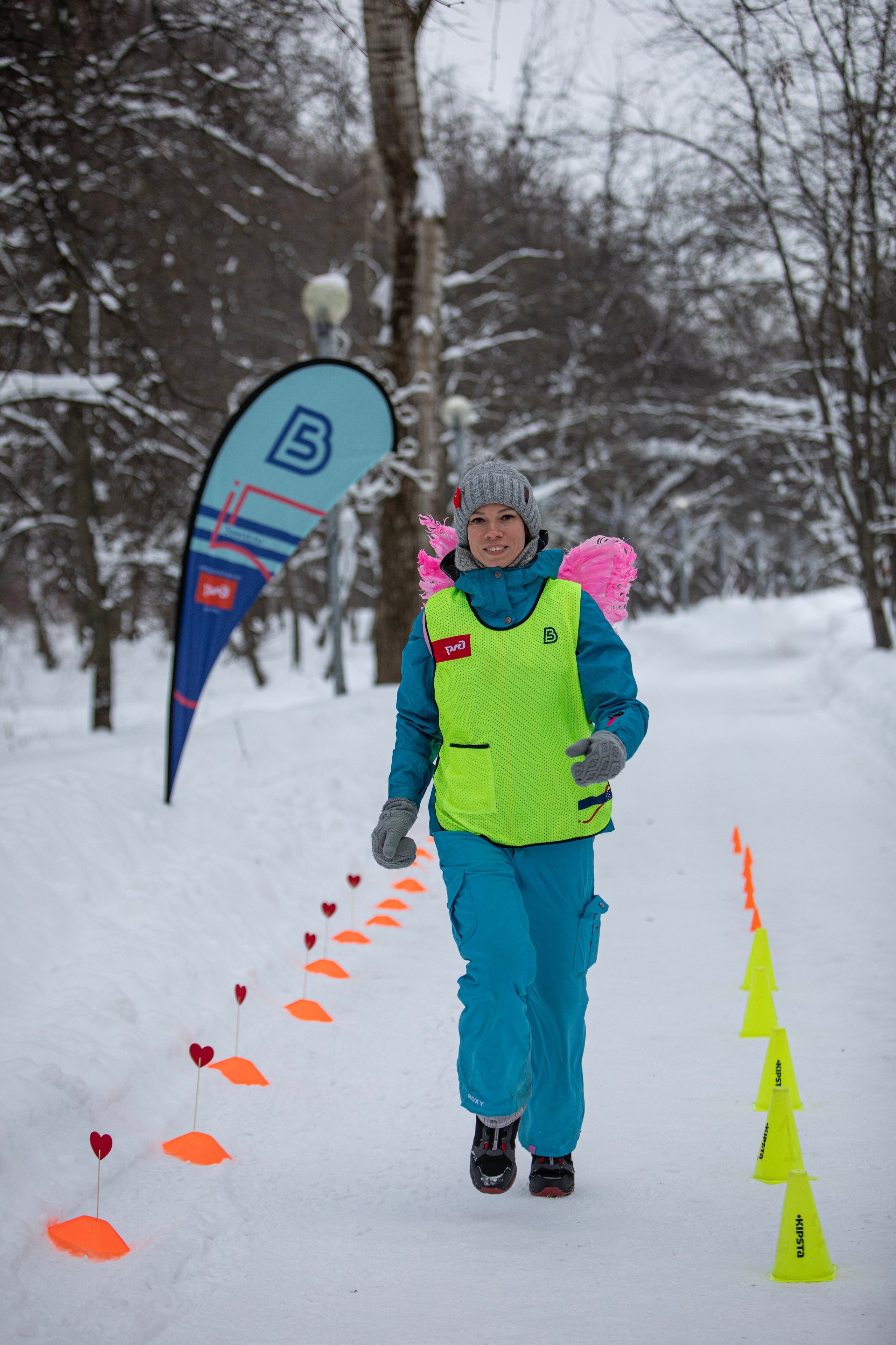 5 вёрст в Тушино, День влюбленных, 91 забег, 17 февраля 2024 г. Фотограф Сергей Ловкий