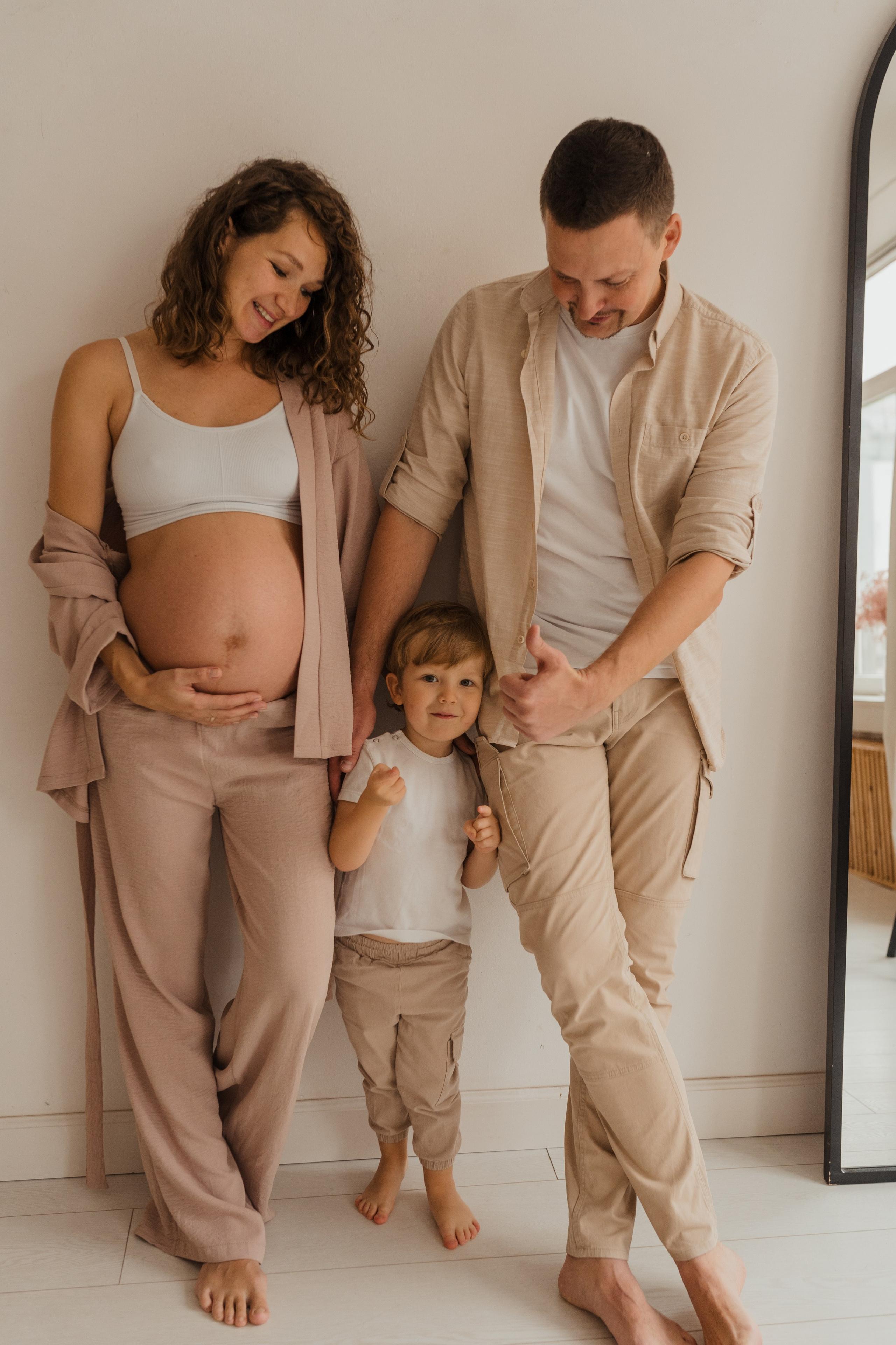 Семейная фотосессия в студии в Москве, семейный фотограф Анна Полушина. Свадебный фотограф в Москве Анна Полушина
