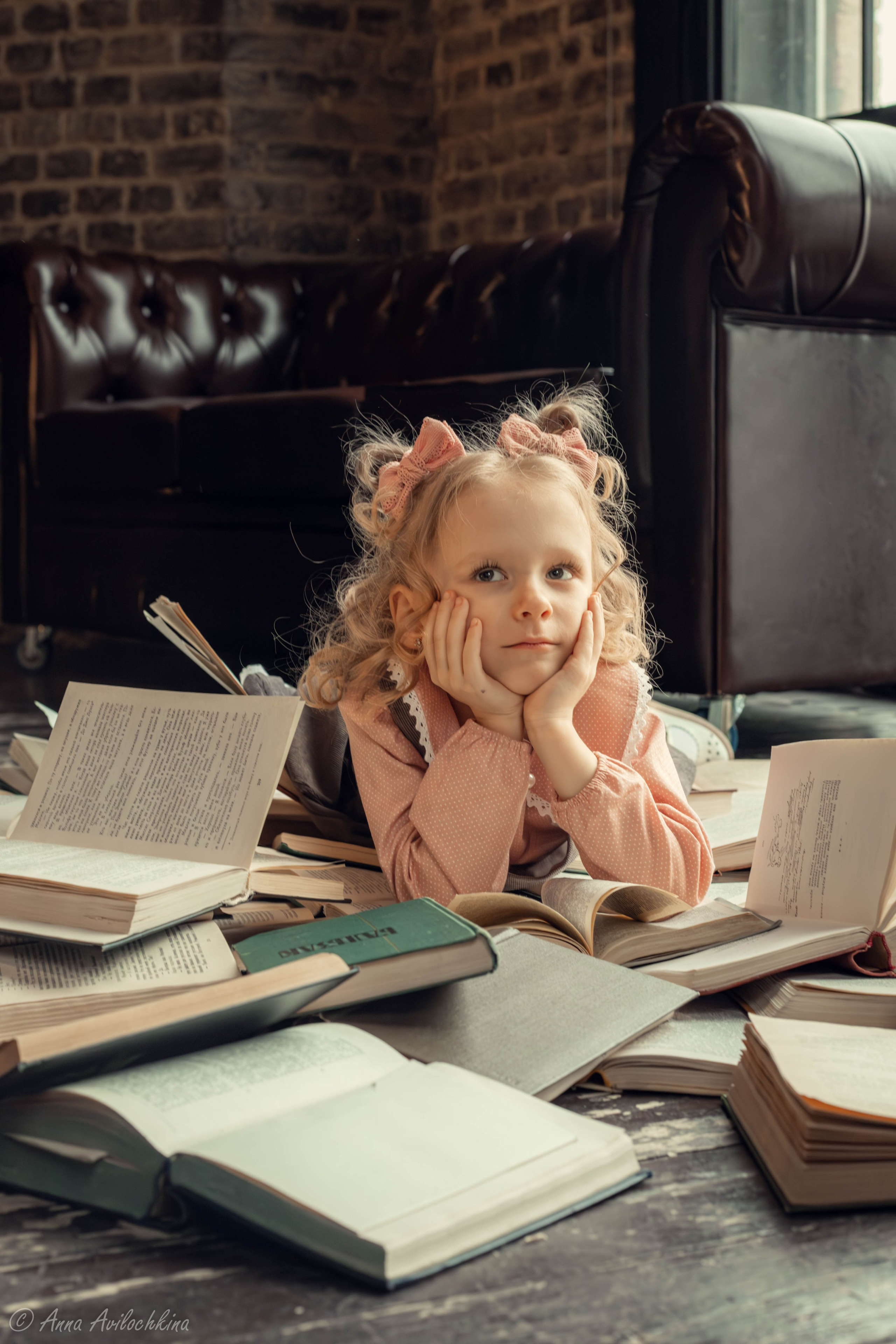 Детские фотосессии для фотоальбомов (школа, детский сад). Семейный и свадебный фотограф в Москве и Домодедово Анна Авилочкина