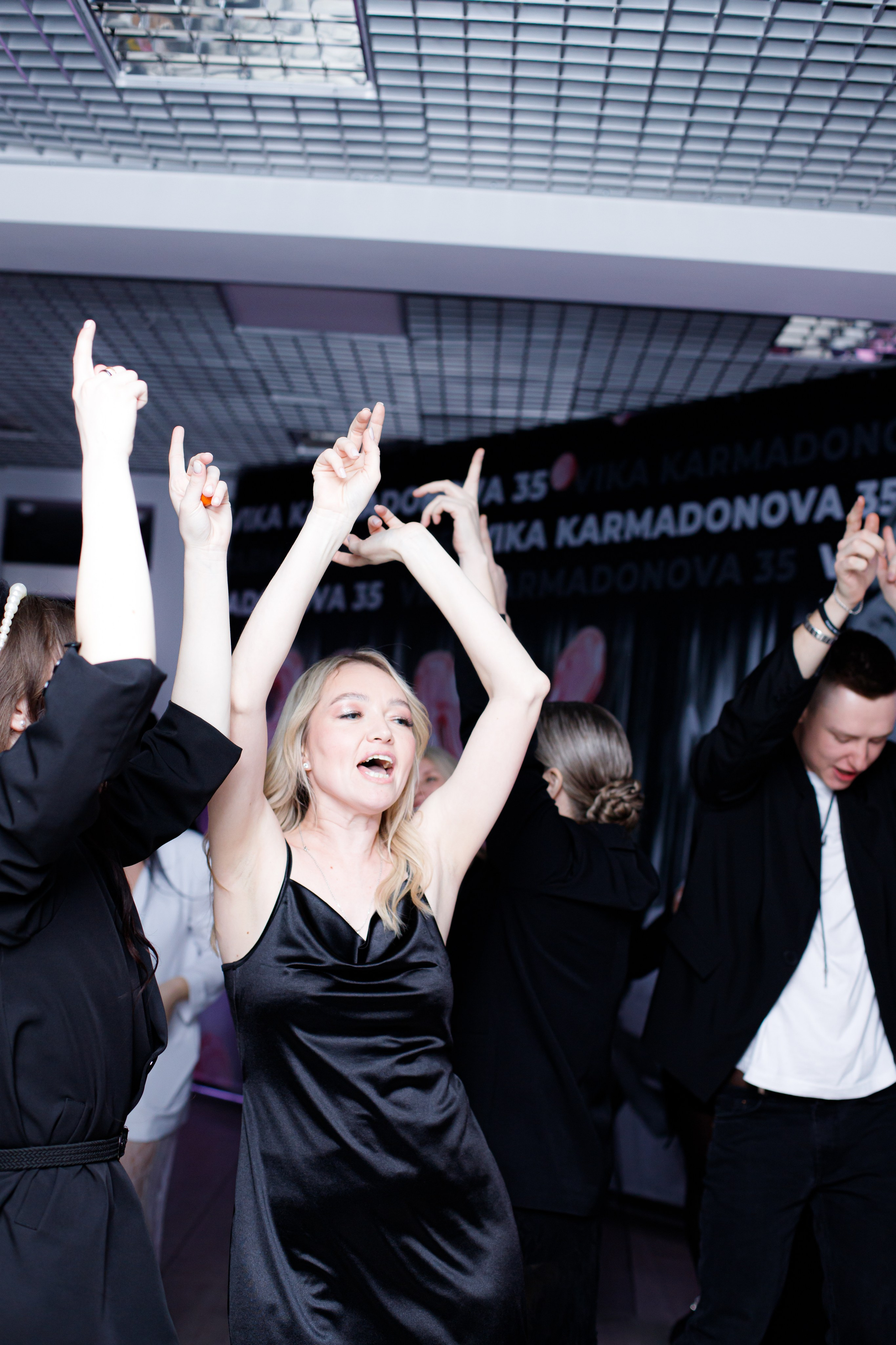 VIKA KARMADONOVA. Photokarish