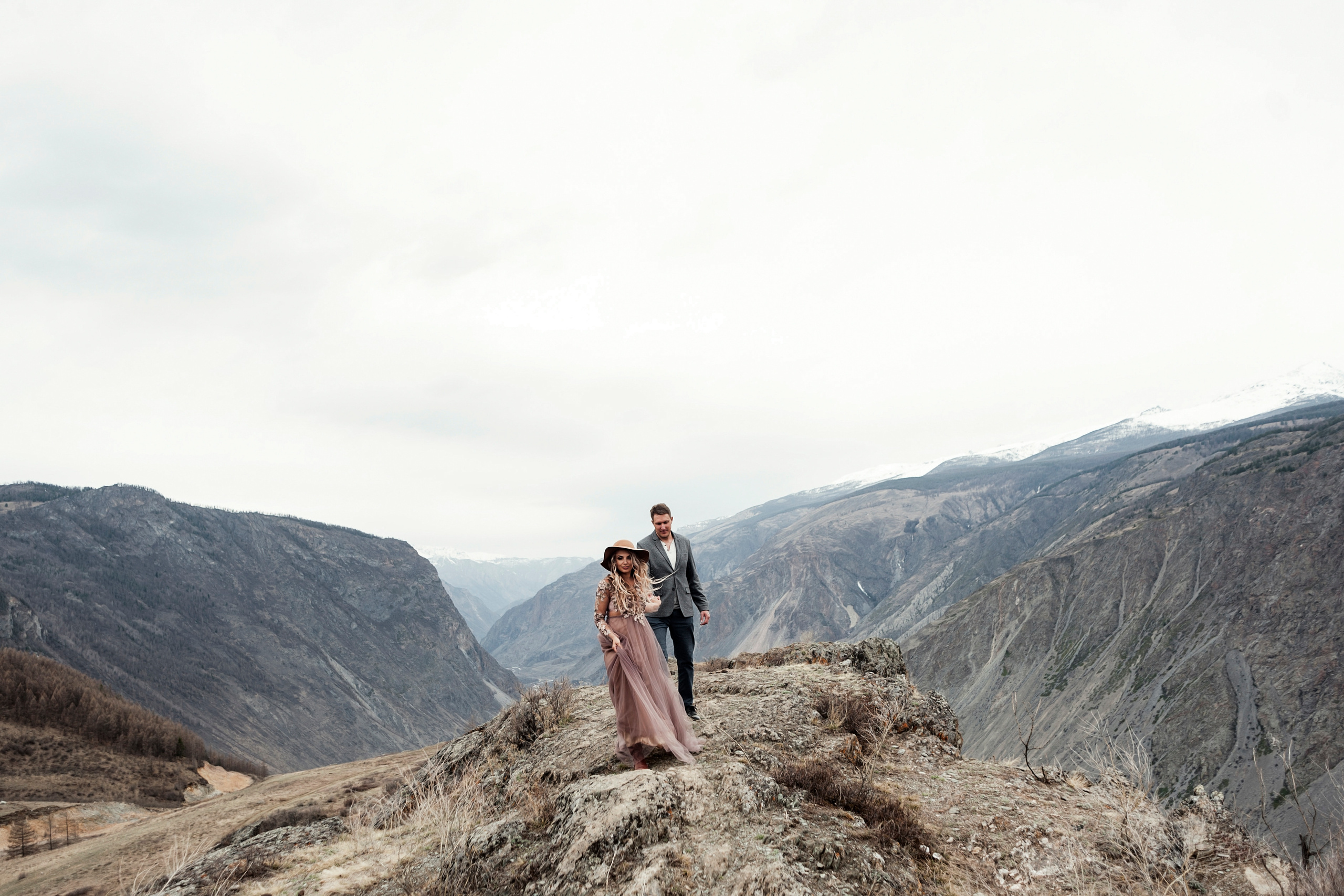 Whispering mountains. Свадебный и семейный фотограф в Новосибирске, Санкт-Петербурге, Москве