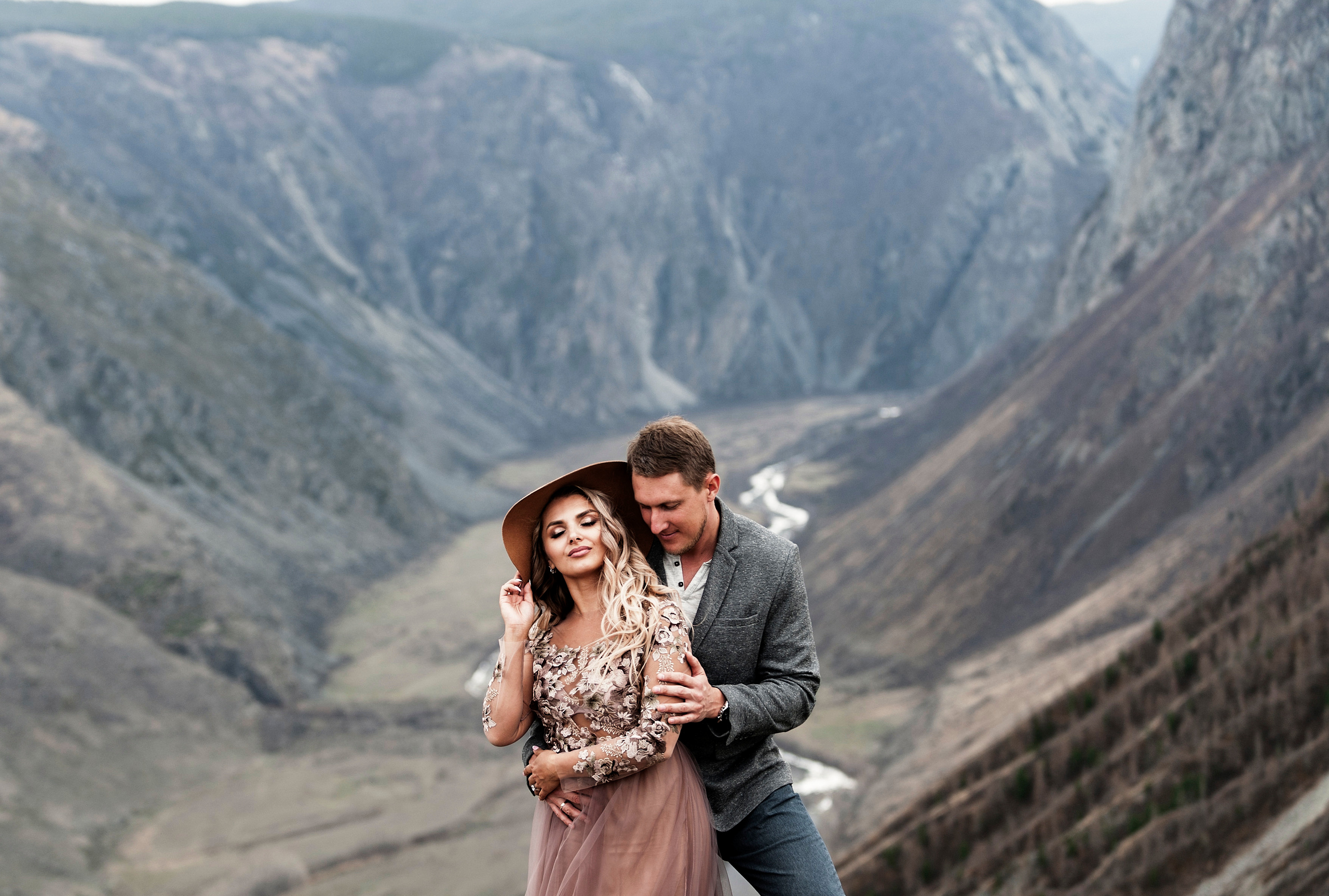 Whispering mountains. Свадебный и семейный фотограф в Новосибирске, Санкт-Петербурге, Москве