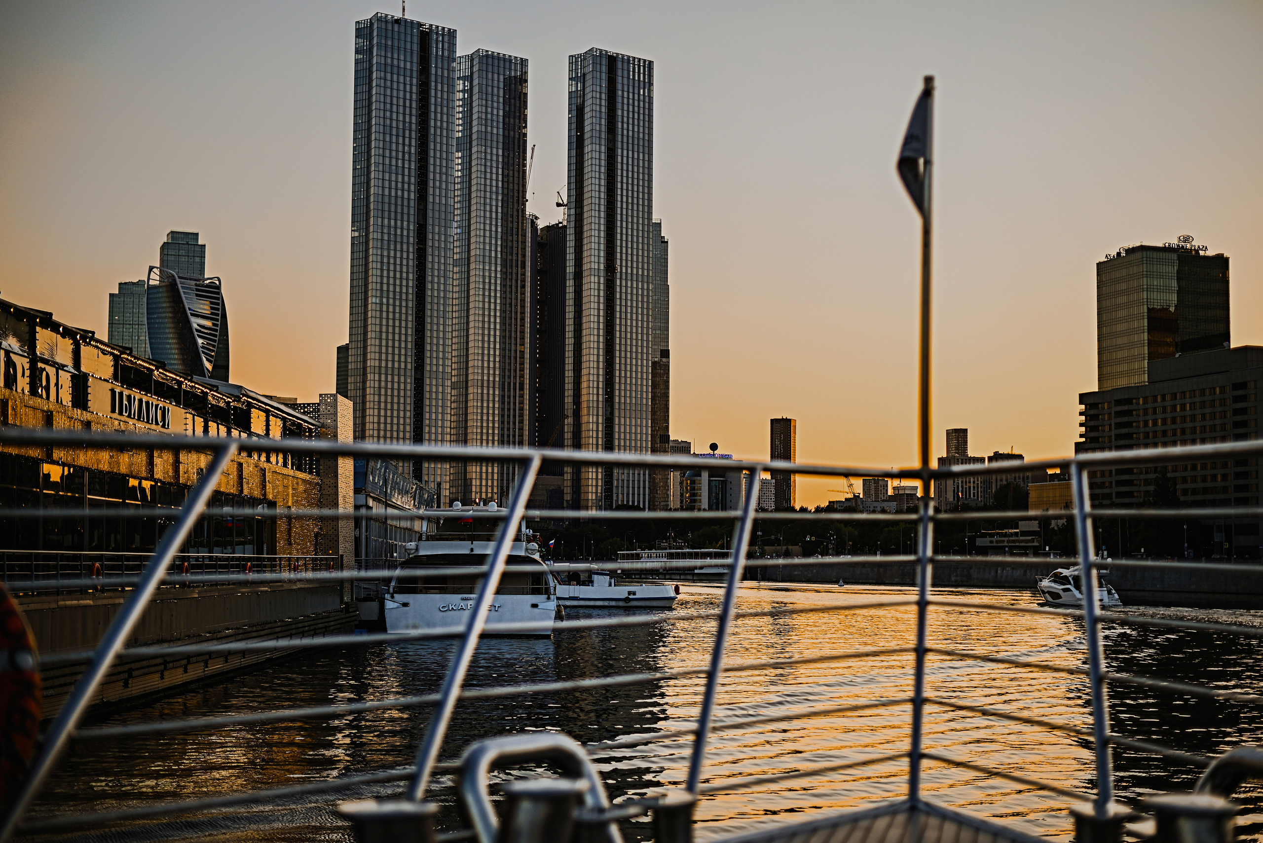 Тот самый вечер в Москве. Свадебный и семейный фотограф в Новосибирске, Санкт-Петербурге, Москве