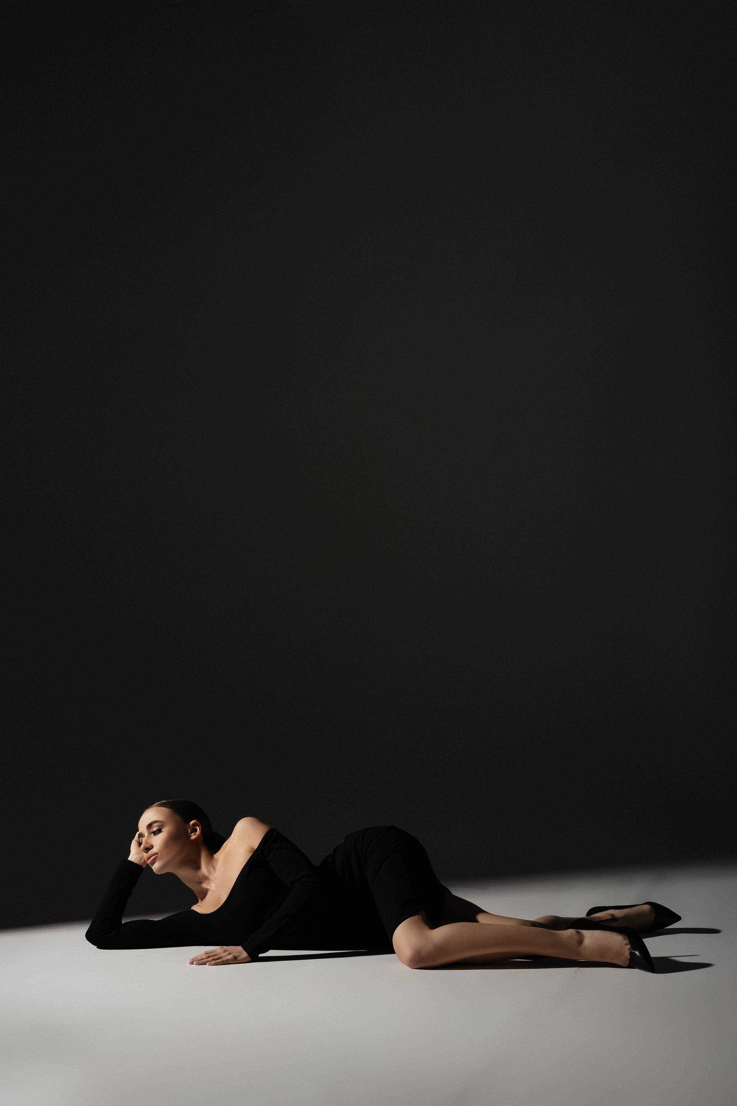 Женский портрет в студии. Фотограф Минск