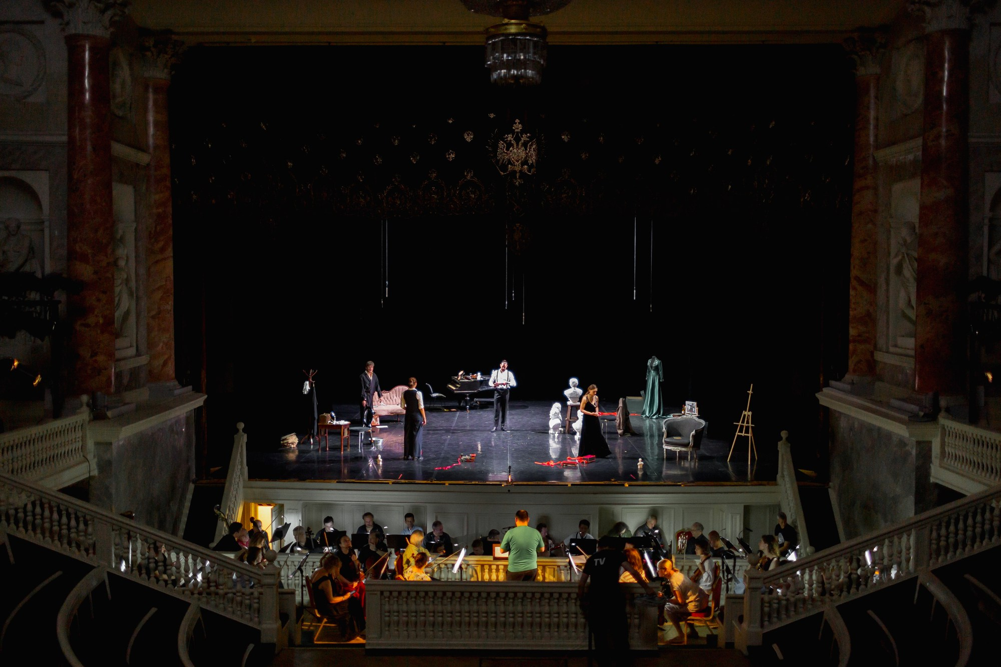 Спектакль Приглушенные голоса в Театре Эрмитажа (+репетиция). Семейный и портретный фотограф в Санкт-Петербурге Андрей Воробьев