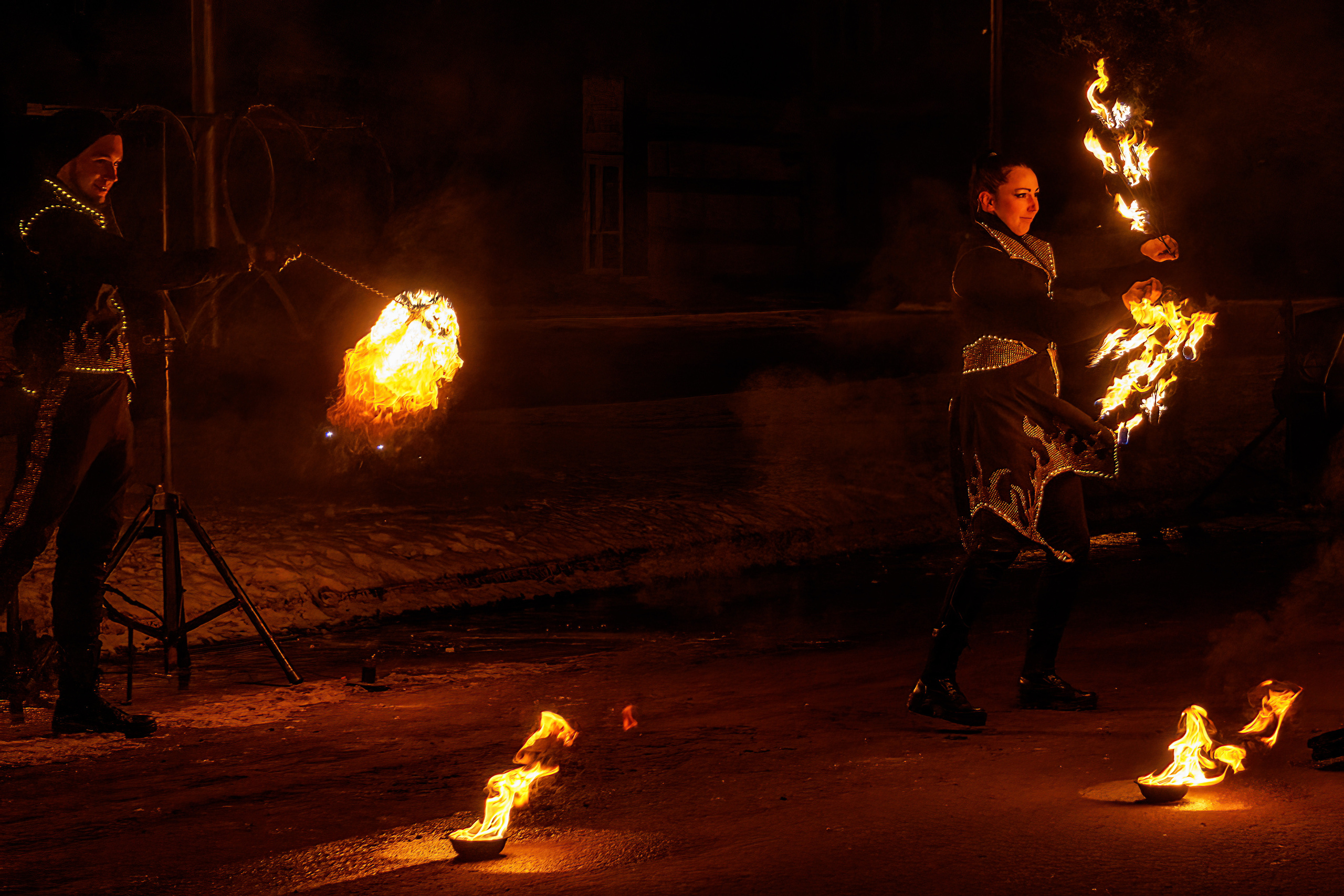 Огненное шоу. Фотограф в РФ и ЛНР Юлия Федосеева