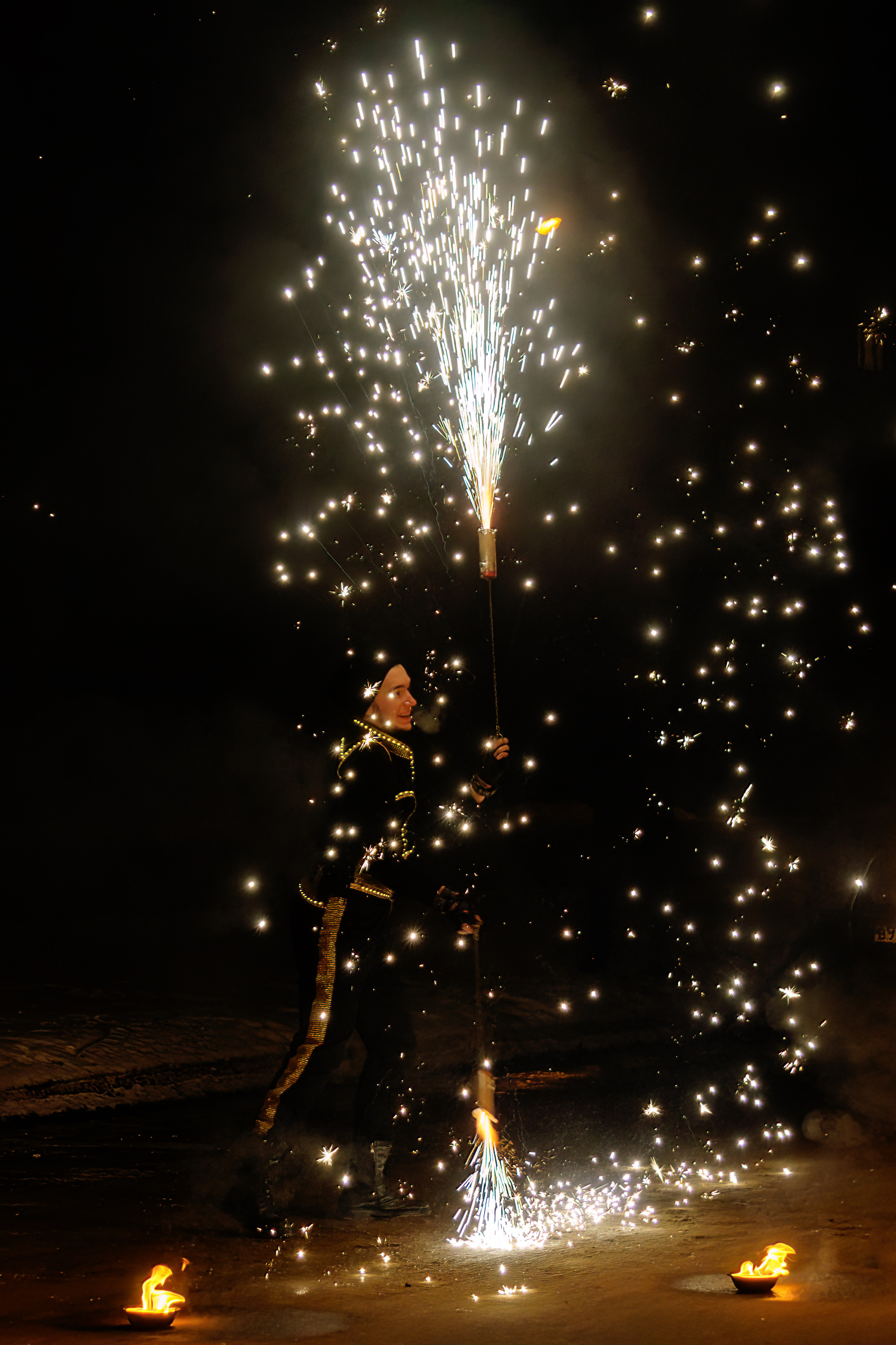 Огненное шоу. Фотограф в РФ и ЛНР Юлия Федосеева