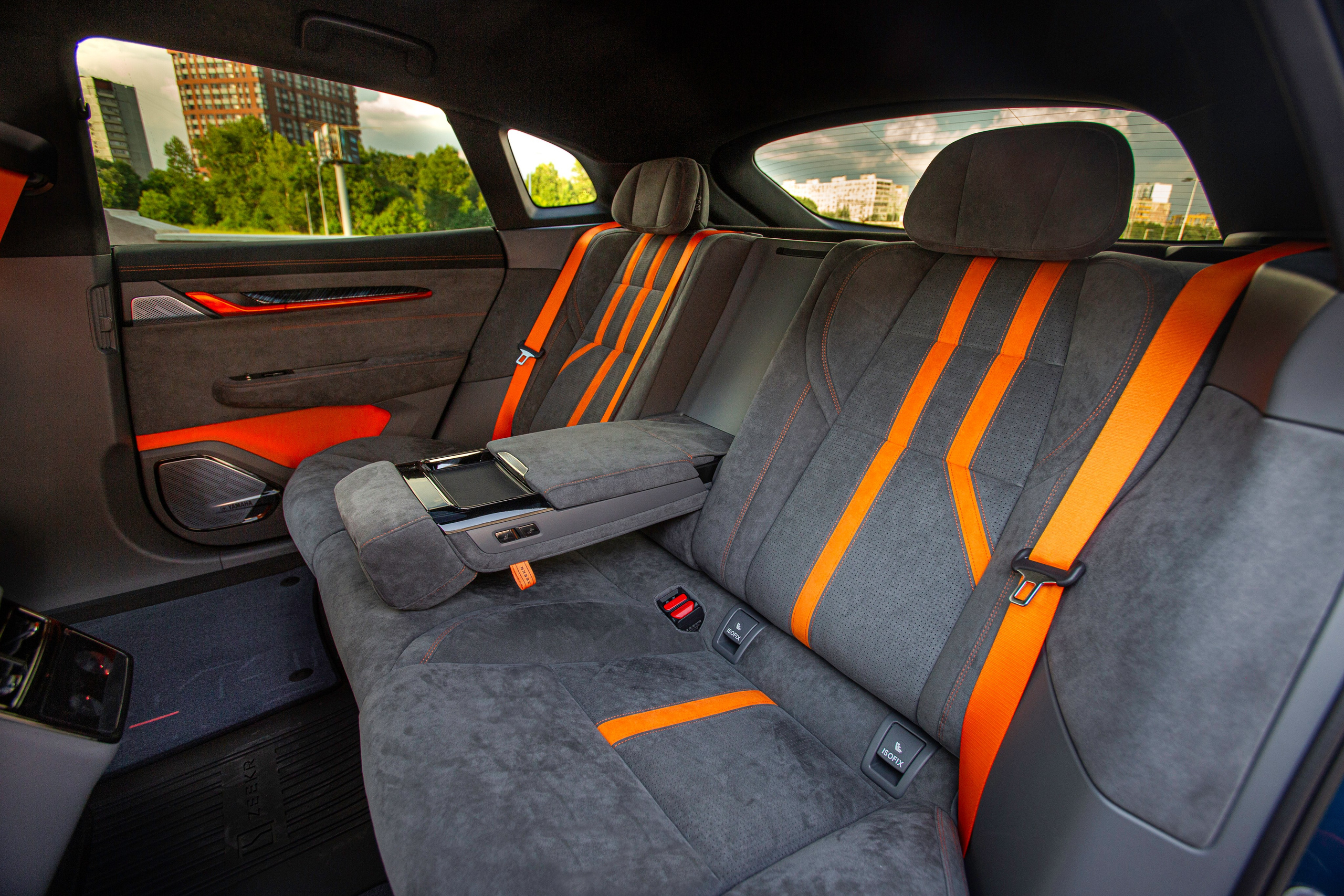 Zeekr 001. Автомобильный фотограф в Москве Андрей Емельянов