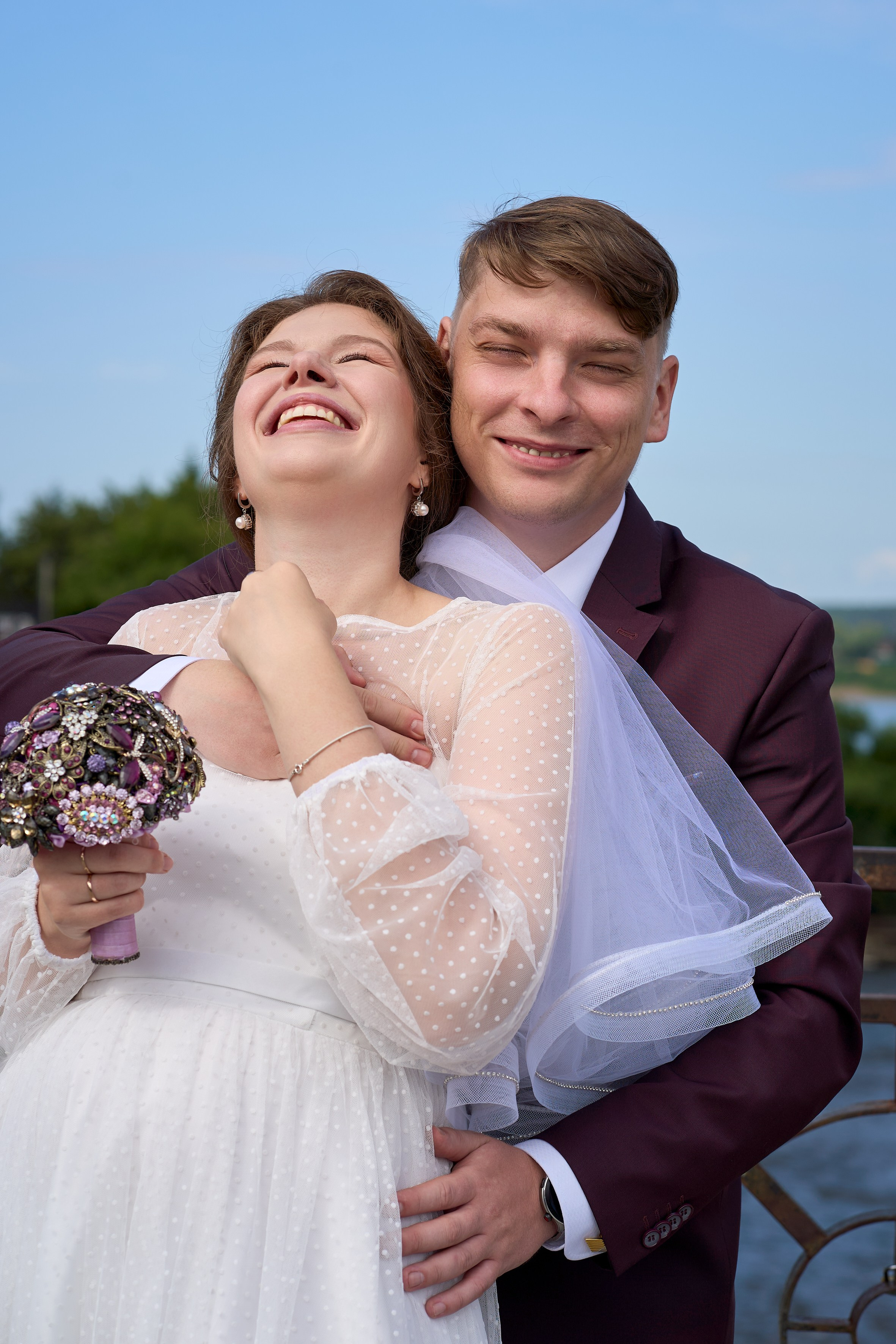 Прогулка после ЗАГСа. Репортажный и портретный фотограф в Томске Ларионов Артём