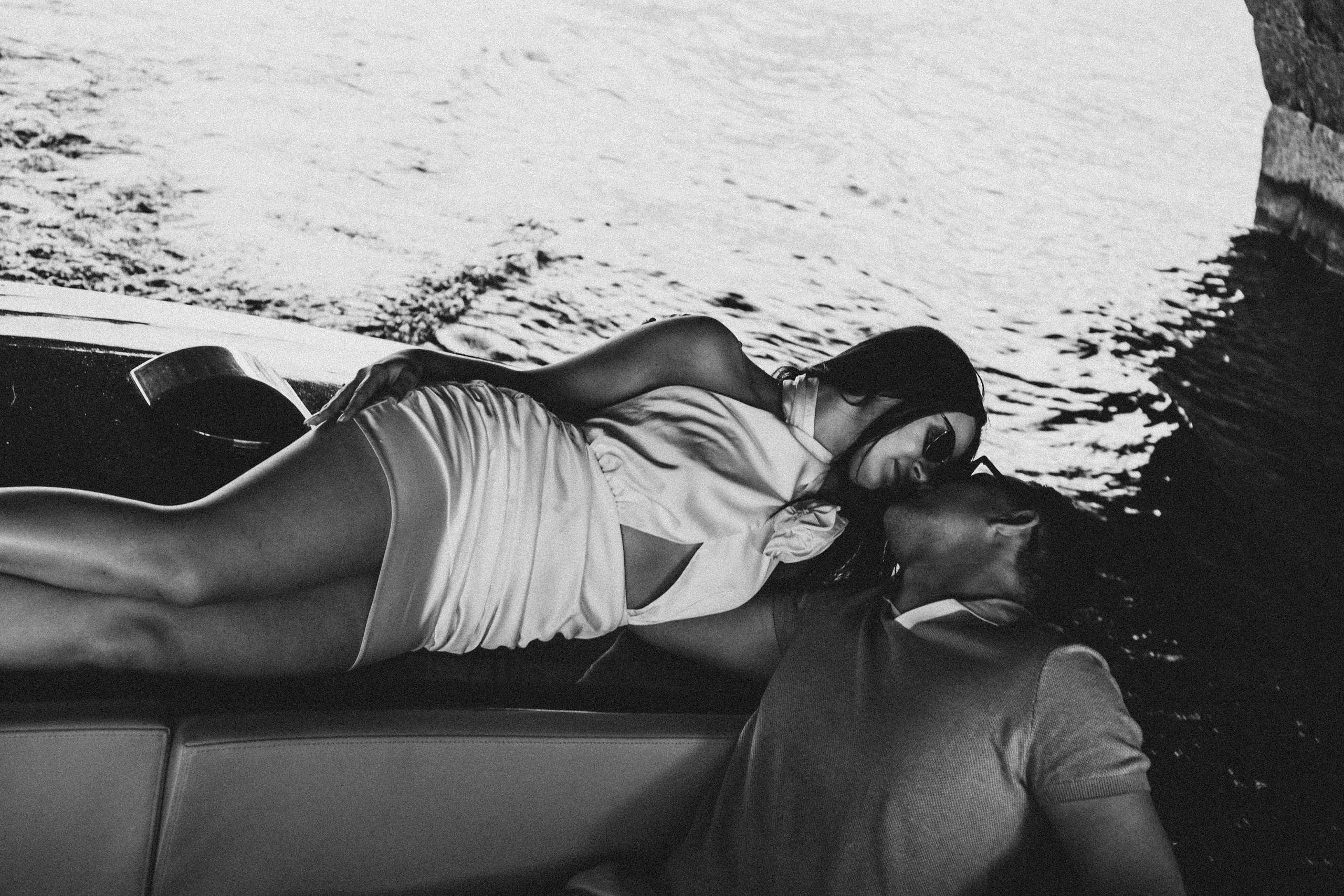 СВАДЕНБНАЯ СЬЕМКА НА КАТЕРЕ ПО КАНАЛАМ САНКТ-ПЕТЕРБУРГА И В АКВАТОРИИ НЕВЫ. Профессиональный фотограф, Санкт-Петербург — Виктория Богомолова