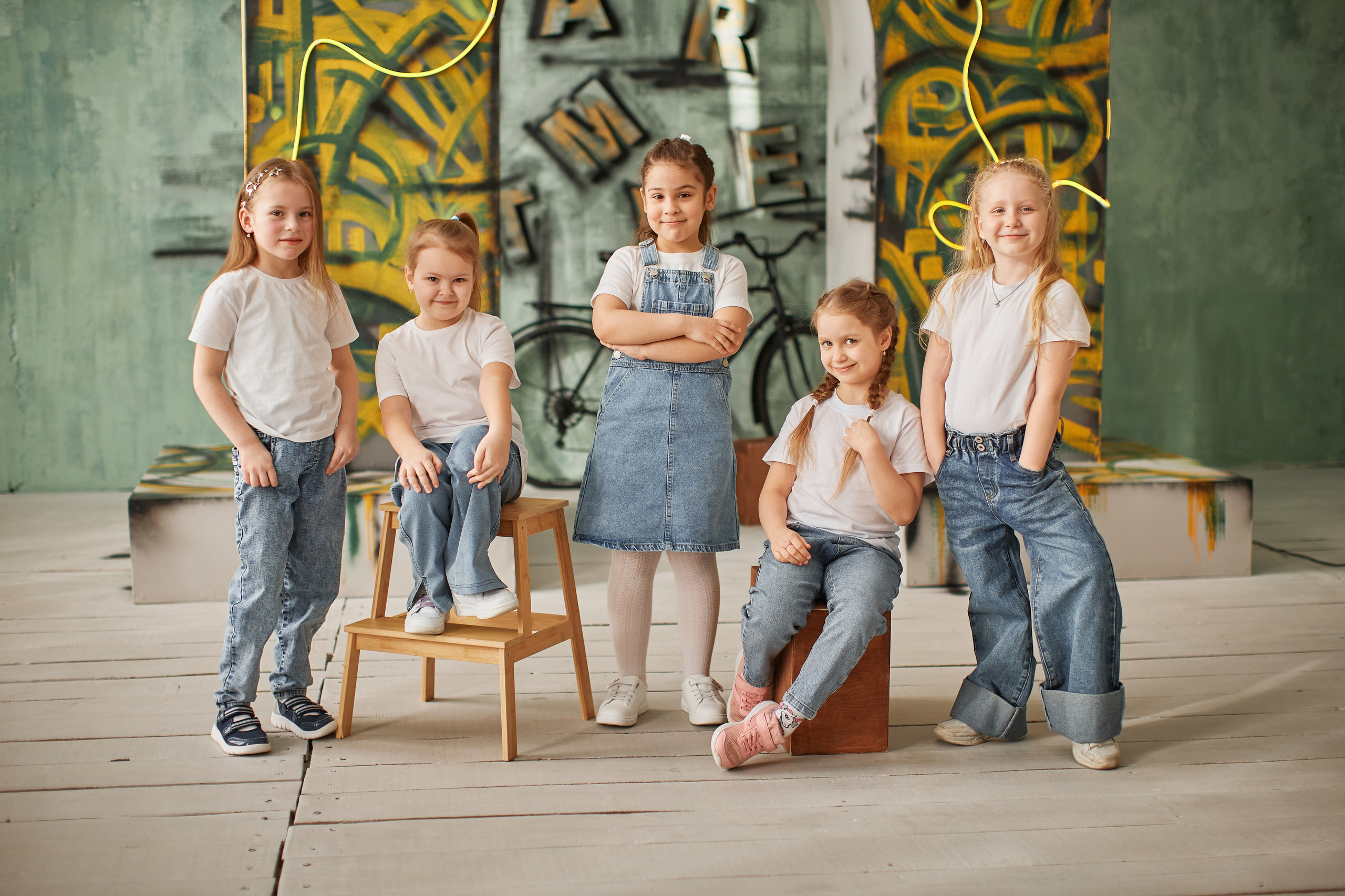 Групповые. Выпускные альбомы в городе Курган для всех