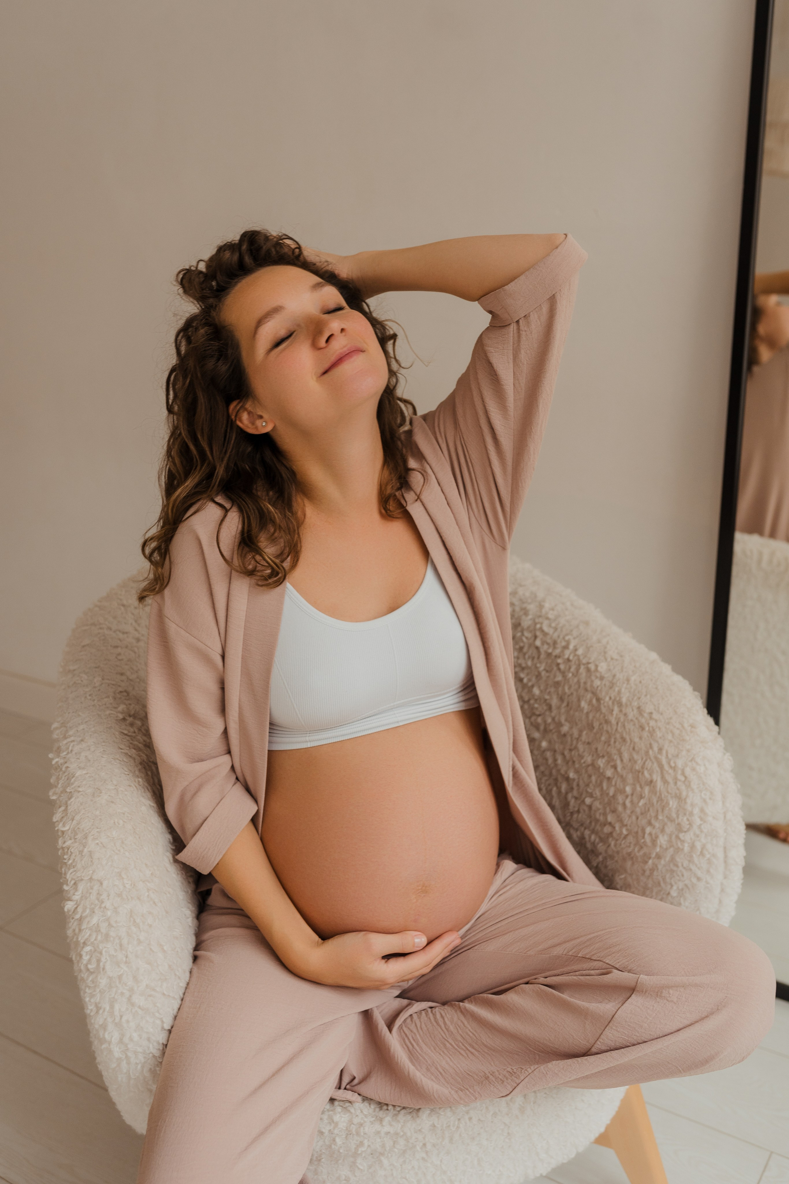 Семейная фотосессия в студии в Москве, семейный фотограф Анна Полушина. Свадебный фотограф в Москве Анна Полушина