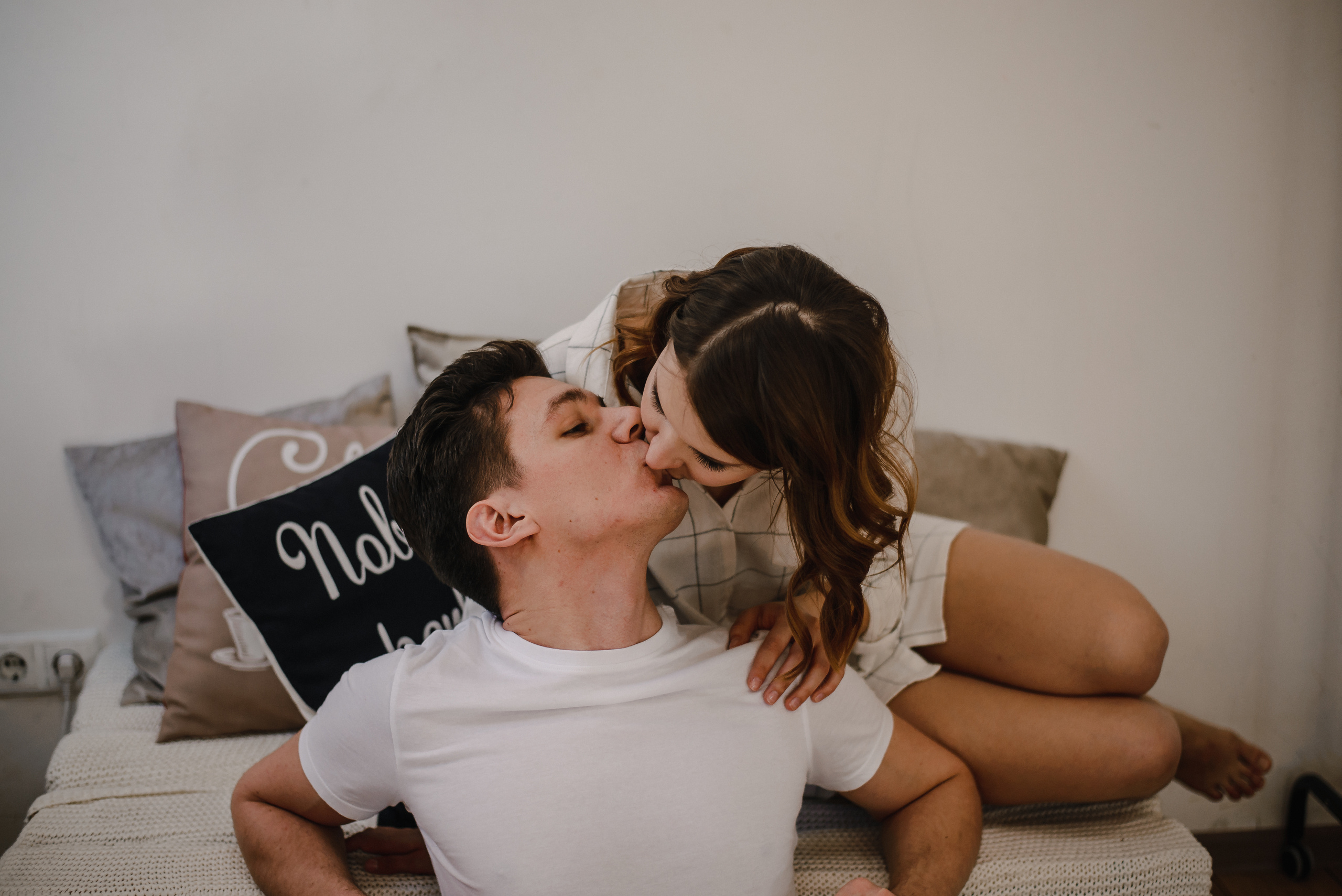 Лавстори в фотостудии. Свадебный и семейный фотограф в Москве Елена Брюханова