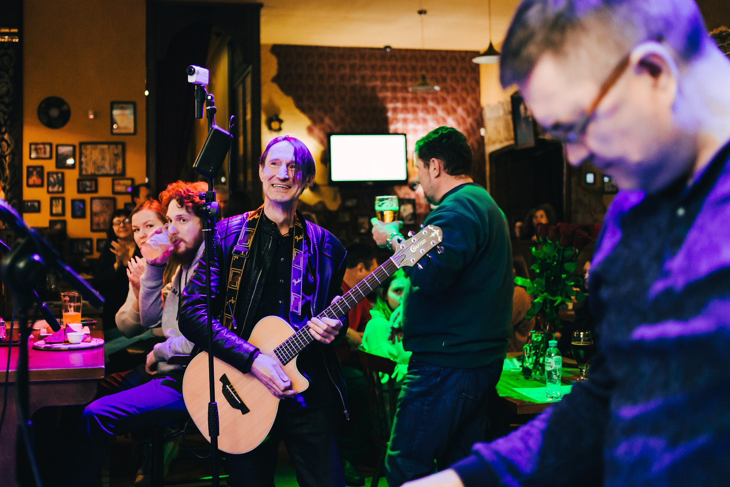 Томас 2023 The Бочка pub. Фотограф в Челябинске Ополихина Анна