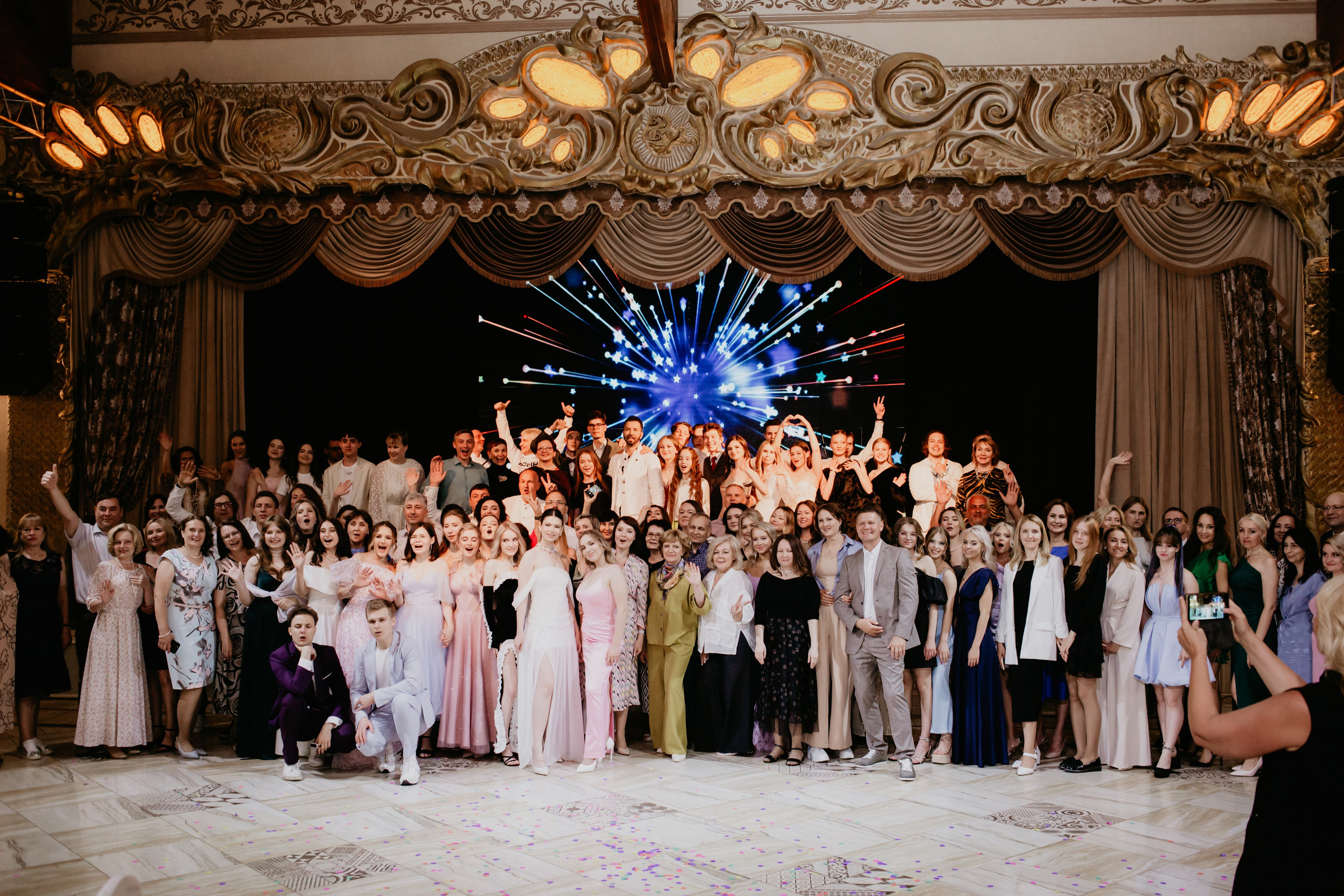 Выпускной. 11 лицей. Фотограф в Челябинске Ополихина Анна