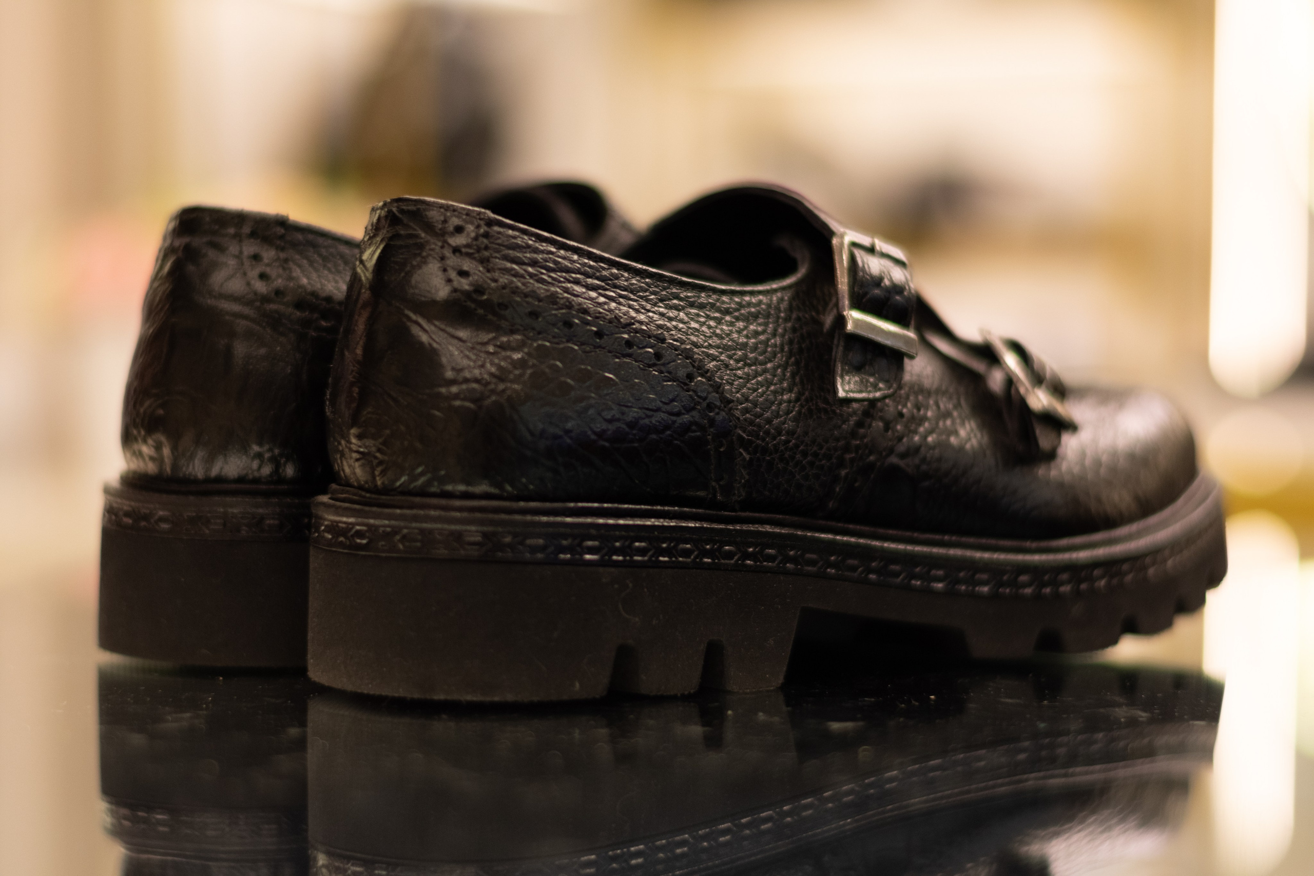 Для организаций. Предметная фотосессия для обувного магазина Capsula. Фотограф/видеограф Богдан Голованов