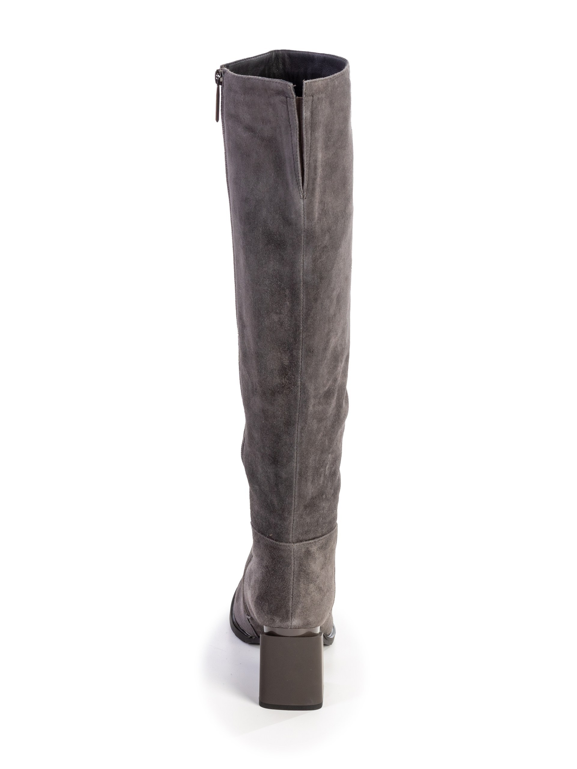 Зимняя обувь фотосъемка для маркетплейса. Фотограф в Туле Крупский АнДРей. Фотостудия «КАДР71» в Туле