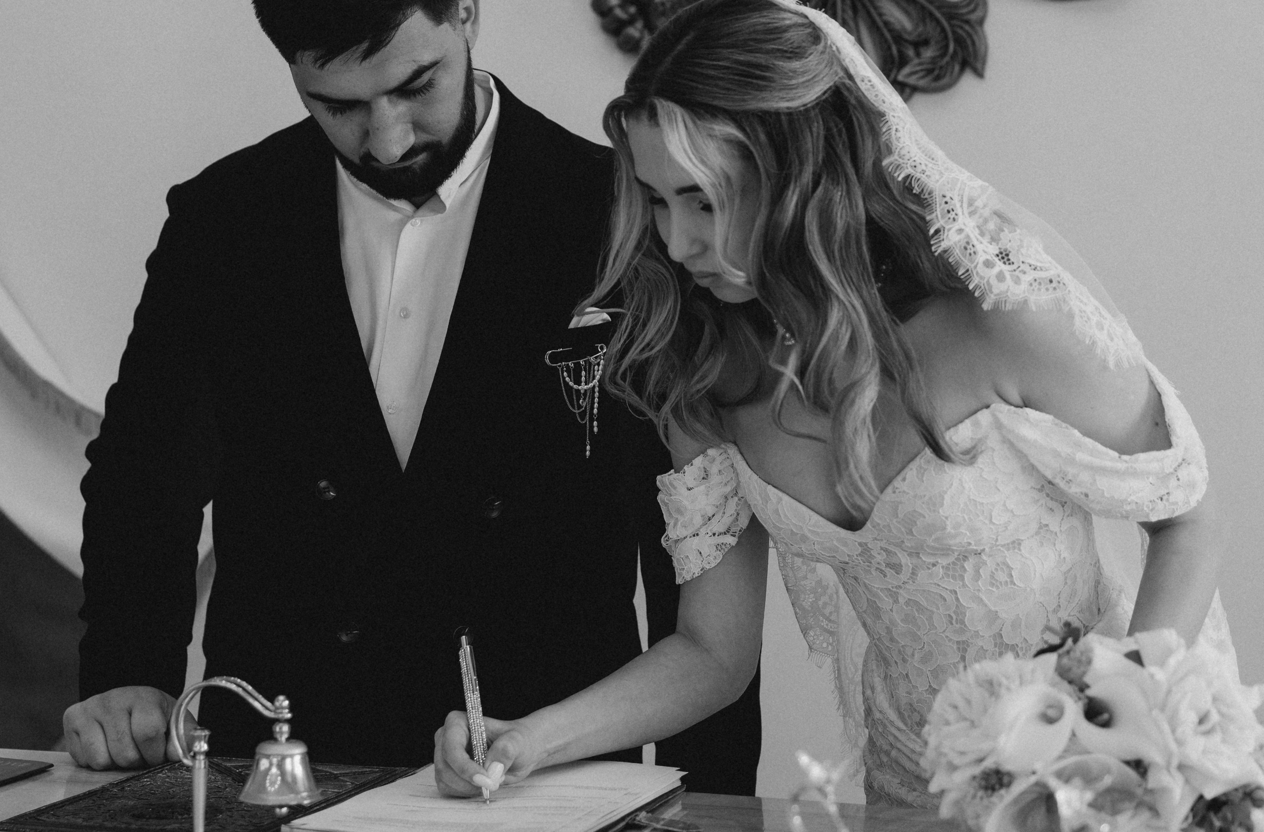 Арина и Норайр (ЗАГС+прогулка). Свадебный фотограф Юлия Галкина Ростов на Дону