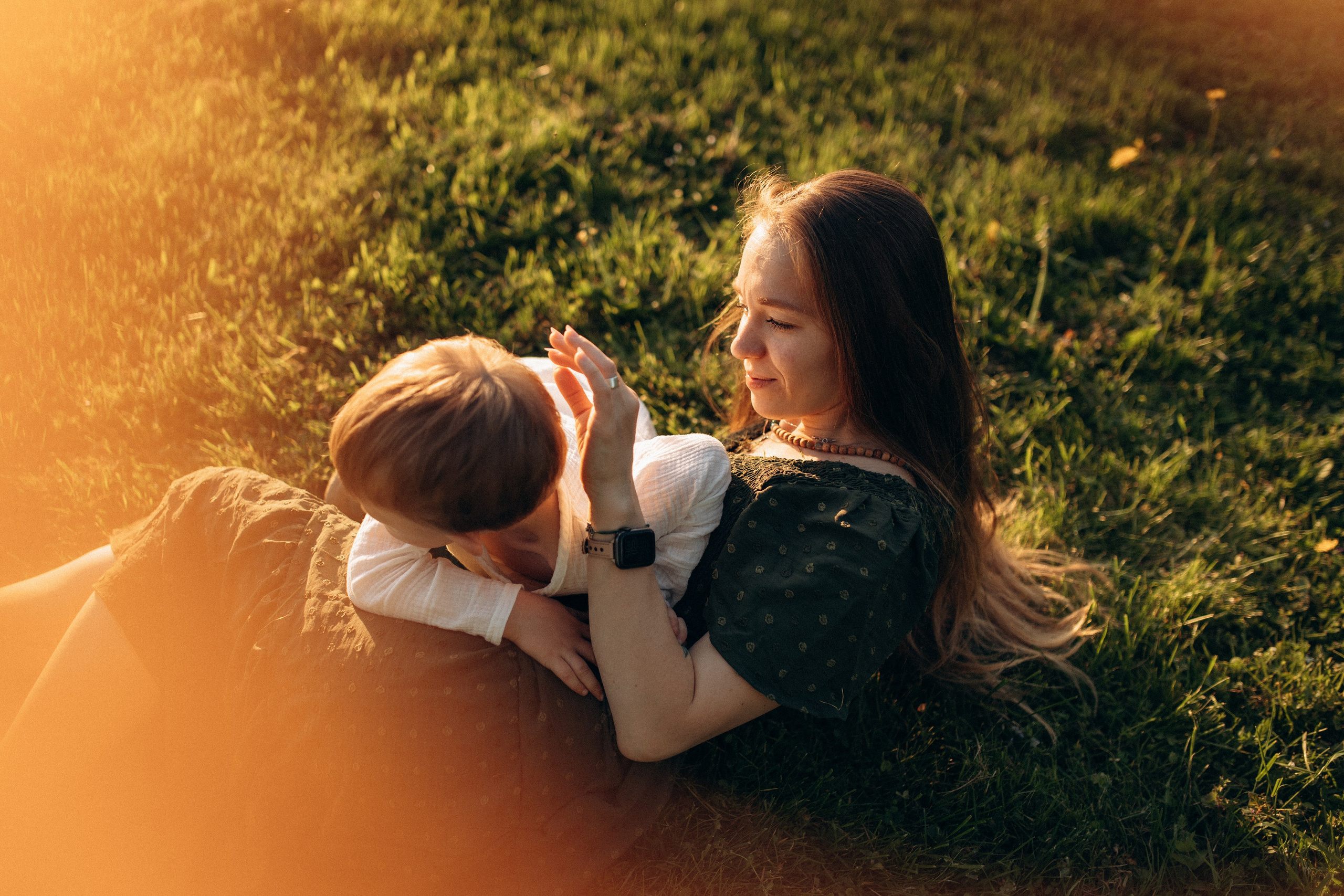 Прогулочная съемка мамы и сына в Москве. Семейный фотограф в Москве и Люберцах Юлия Гуськова