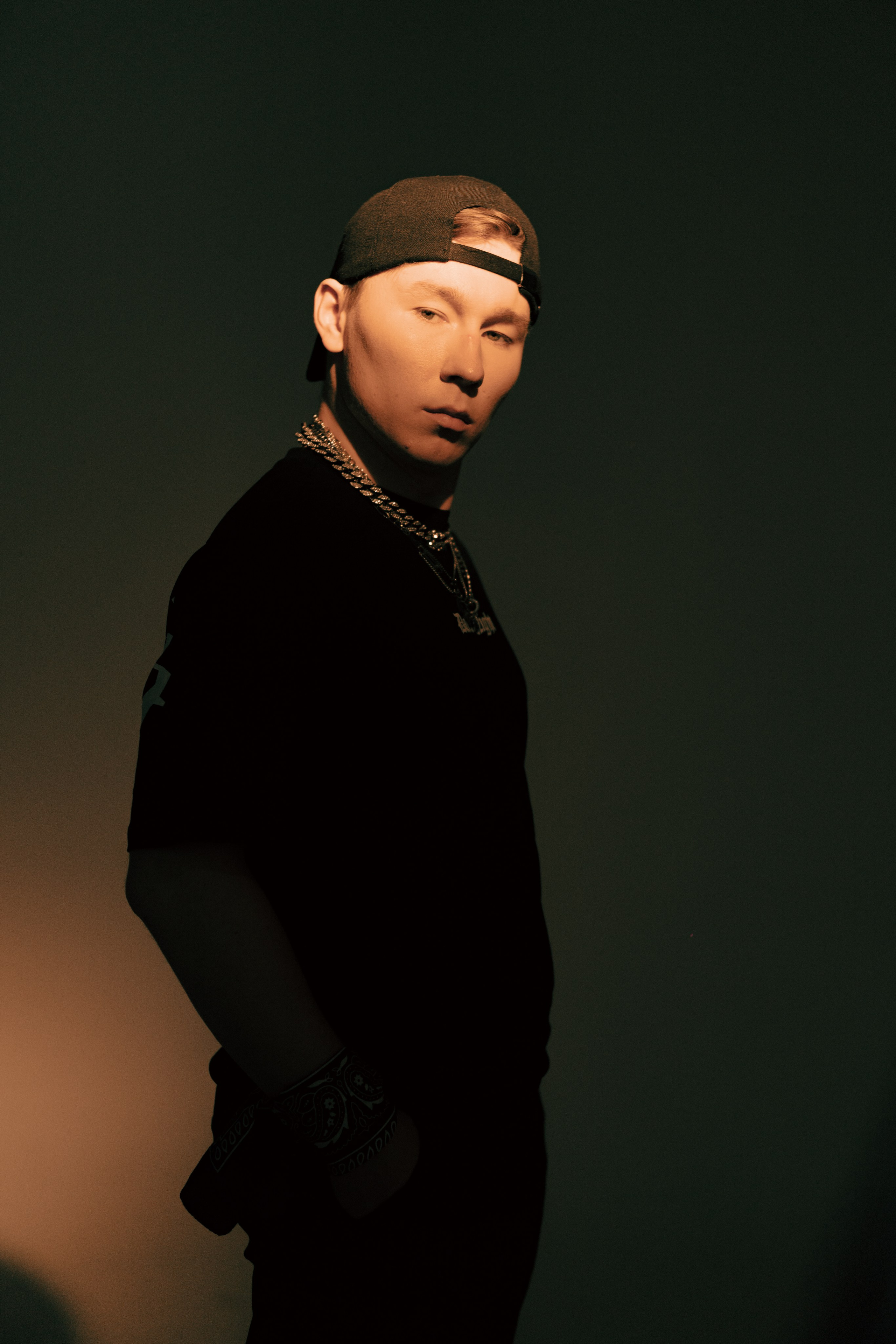 ПОРТРЕТЫ. RVANCEVA