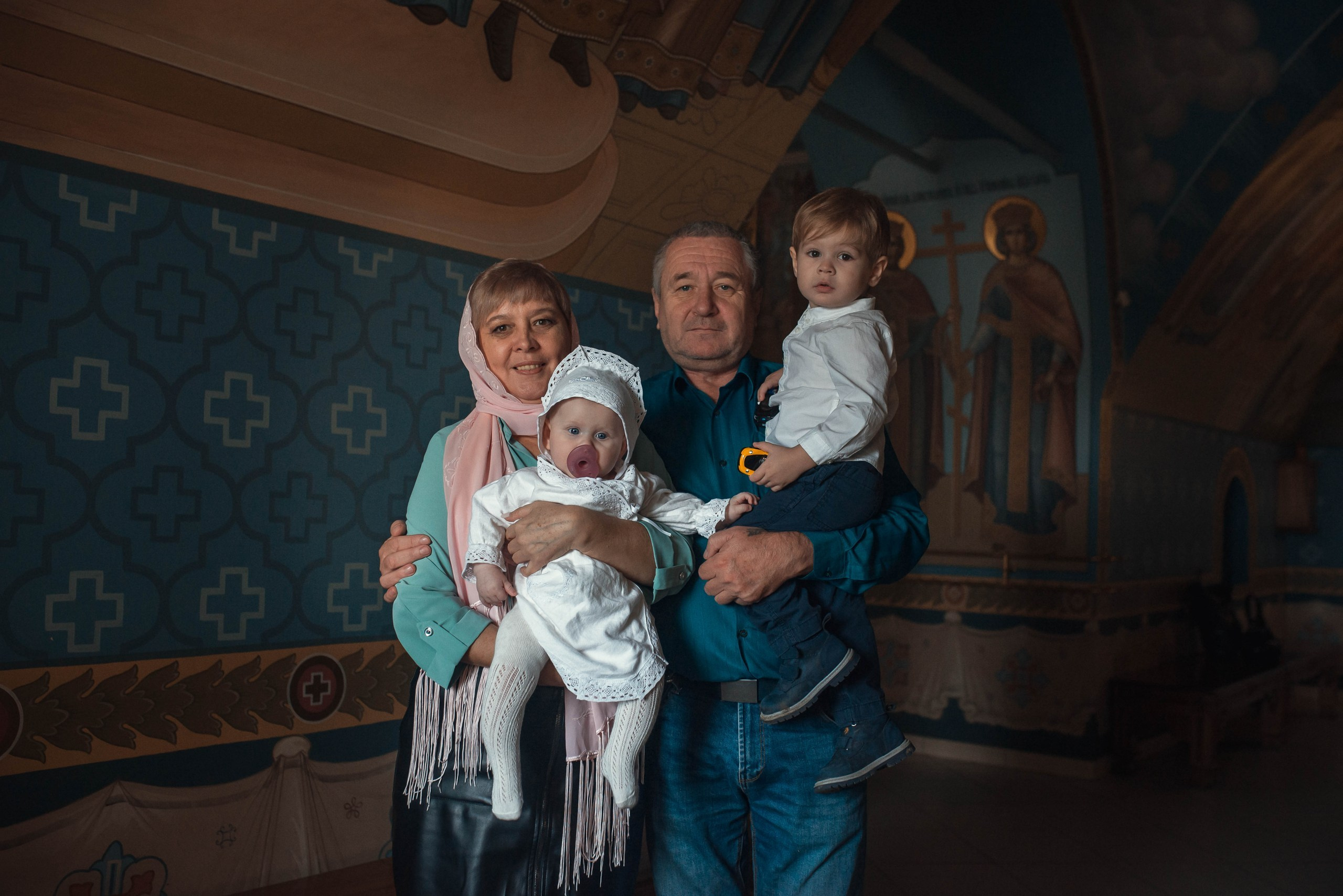 Крещение Екатерины в Троицком соборе Саратова. Фотограф на крещение в Саратове Марина Грушина