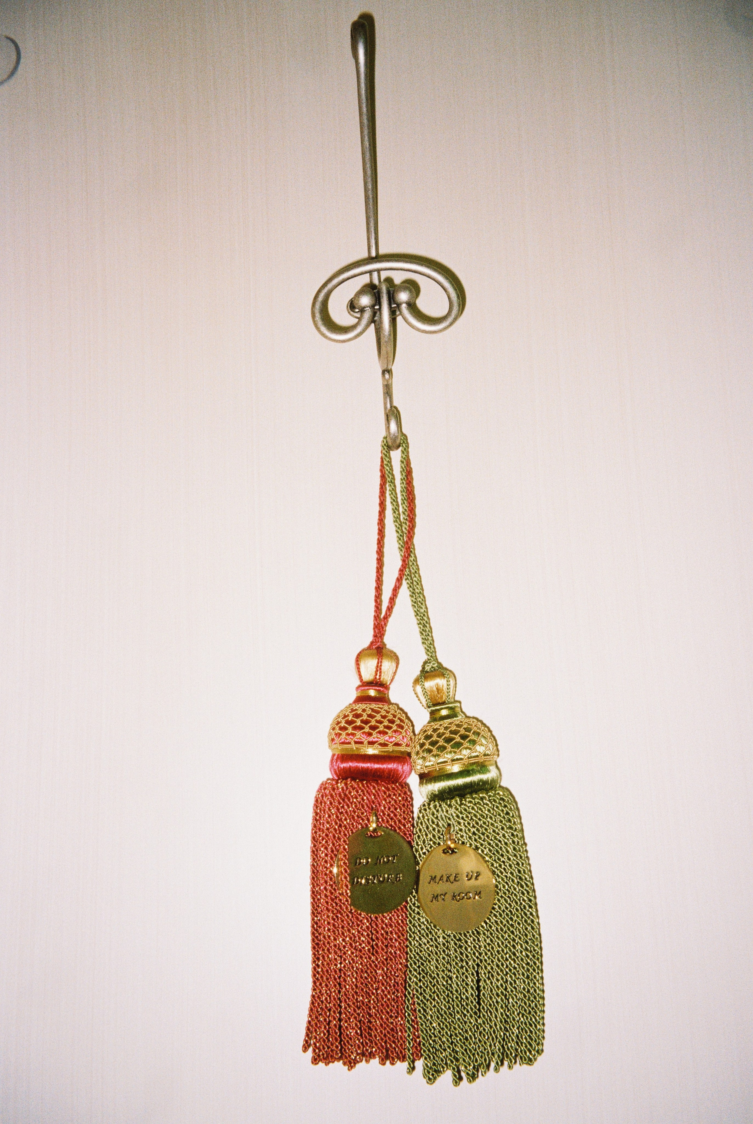 Свадебная фотосессия в Radisson Collection Hotel Moscow 5. Свадебный фотограф в Москве Элина Ларченкова. Фото, которые цепляют