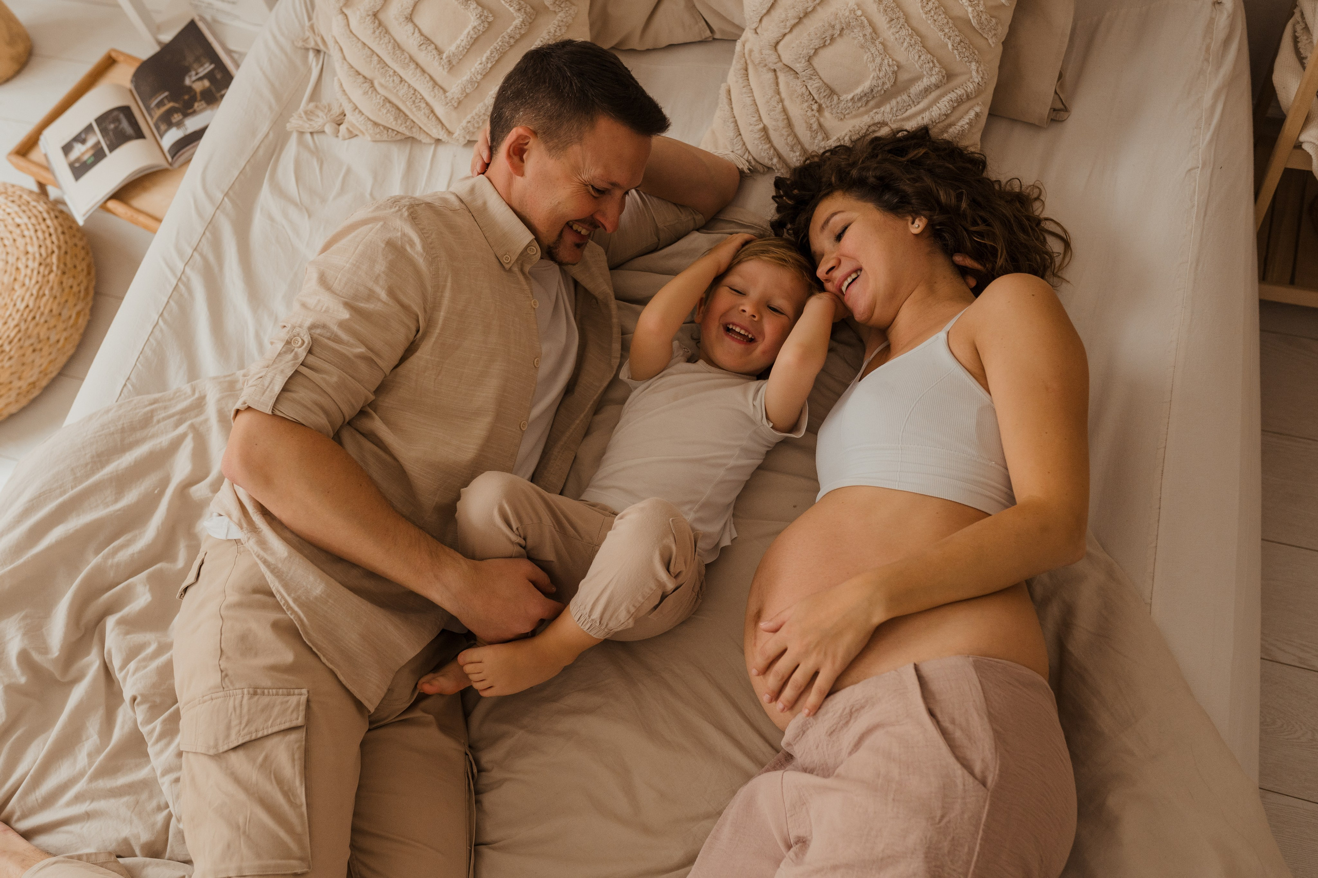 Семейная фотосессия в студии в Москве, семейный фотограф Анна Полушина. Свадебный фотограф в Москве Анна Полушина