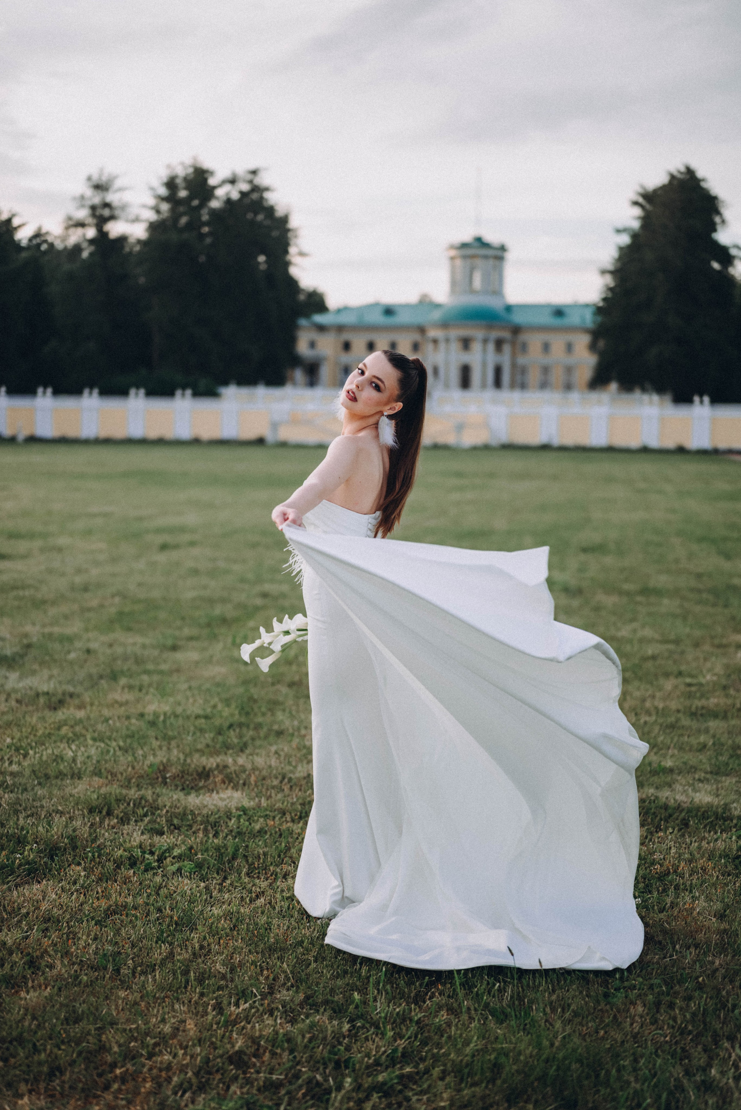 Невеста в Архангельском. Фотограф Анастасия Монах