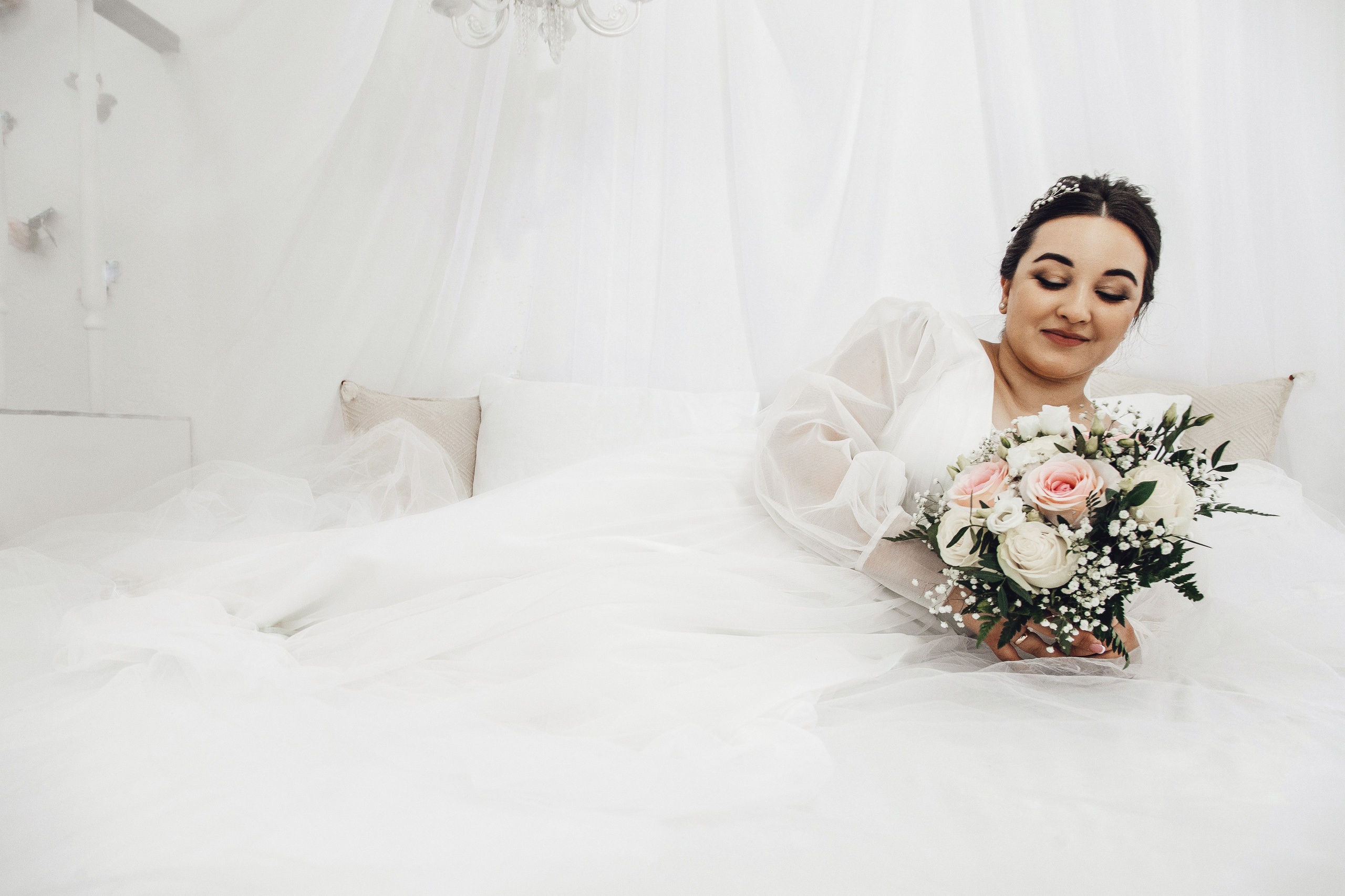 S & E. Street photographer