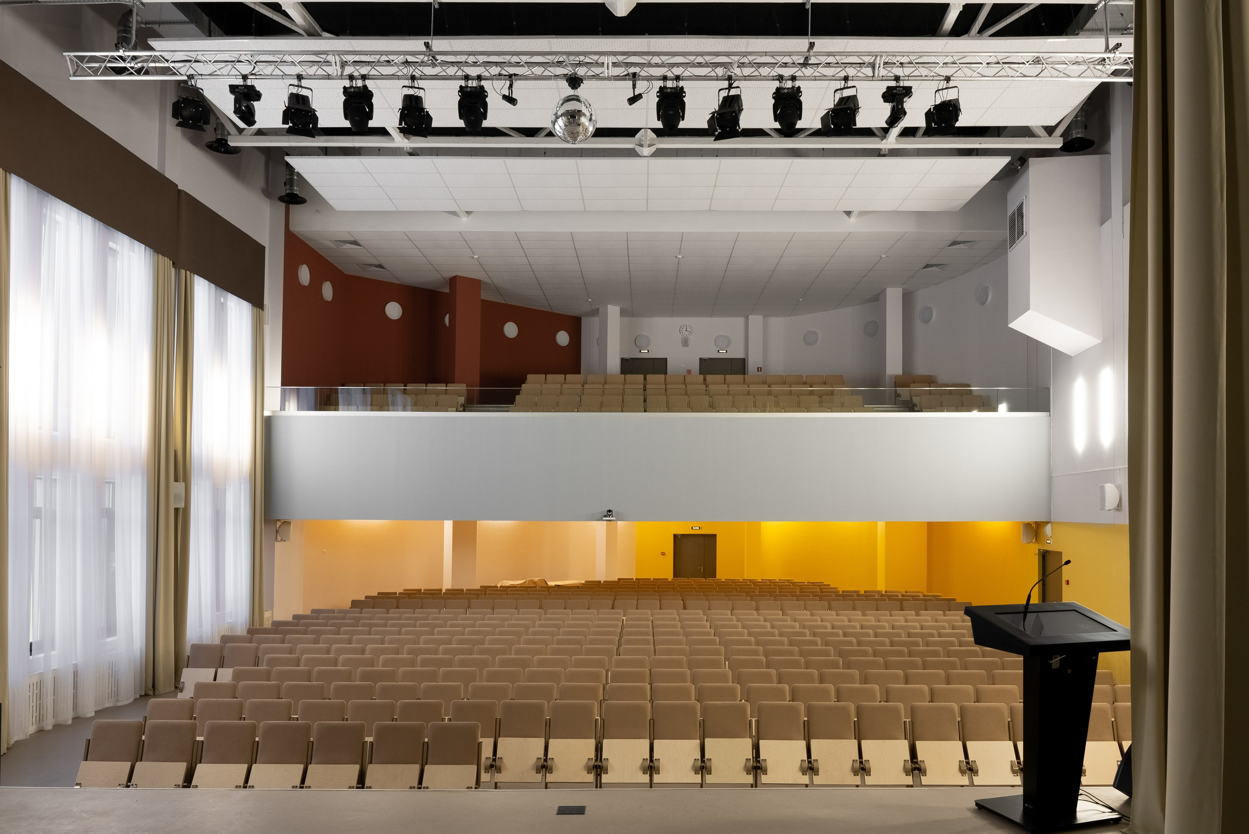 КОММЕРЧЕСКИЕ ИНТЕРЬЕРЫ. Конев Ярослав — Интерьерный фотограф и видеограф