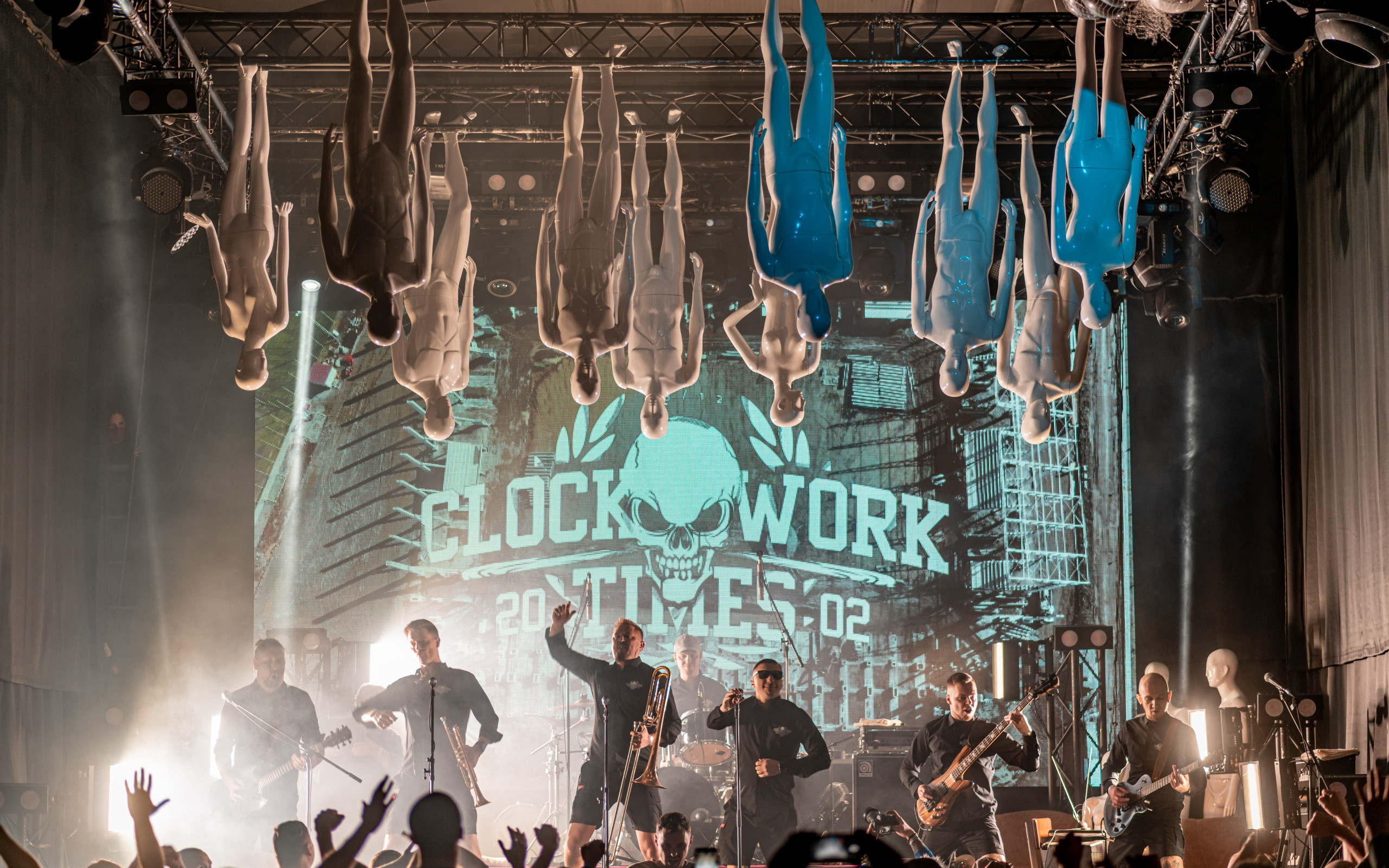 Clockwork Times. OOPS