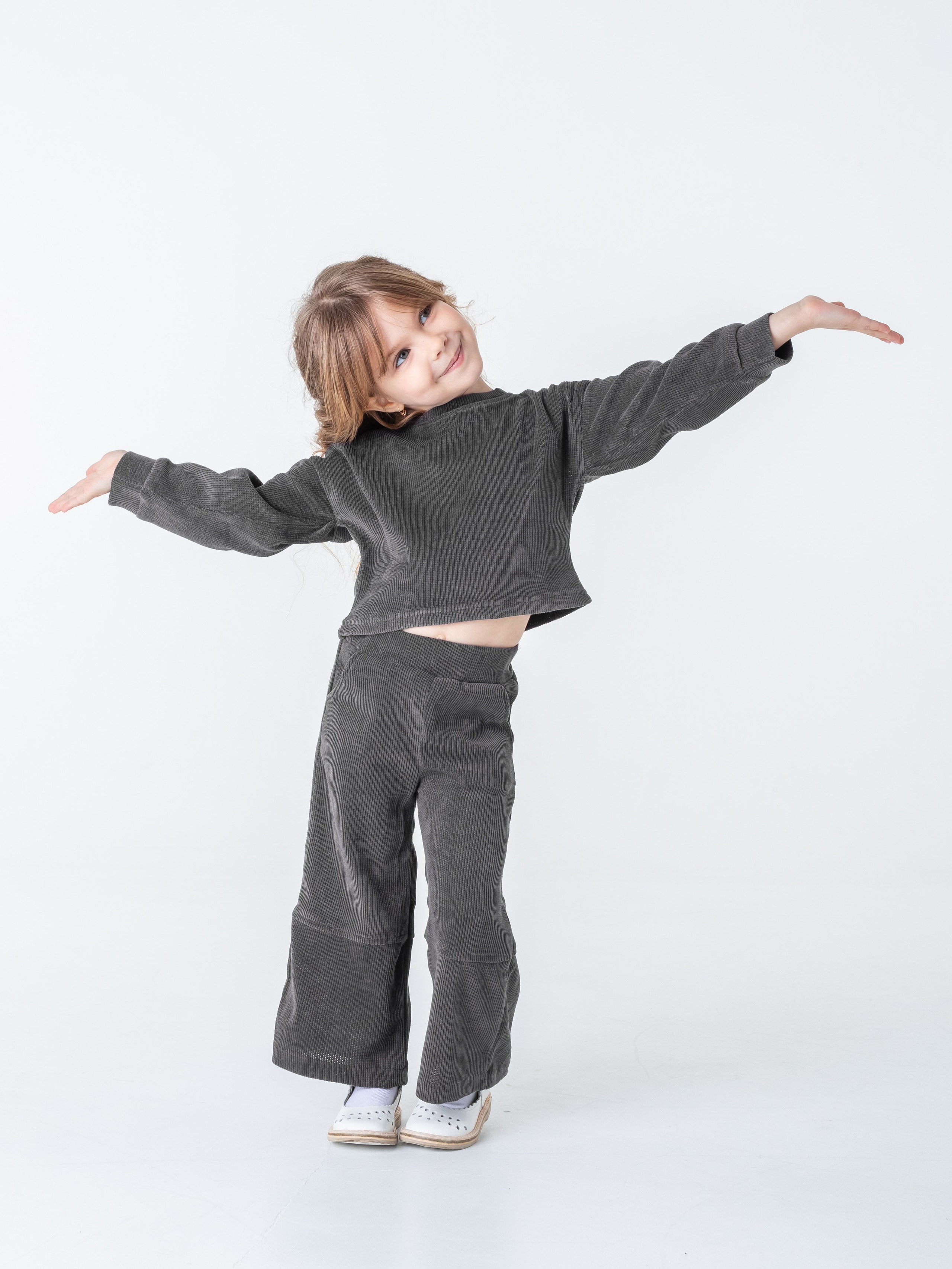 Детское платье и костюм. Фотограф в Краснодаре Арина Кудряшова