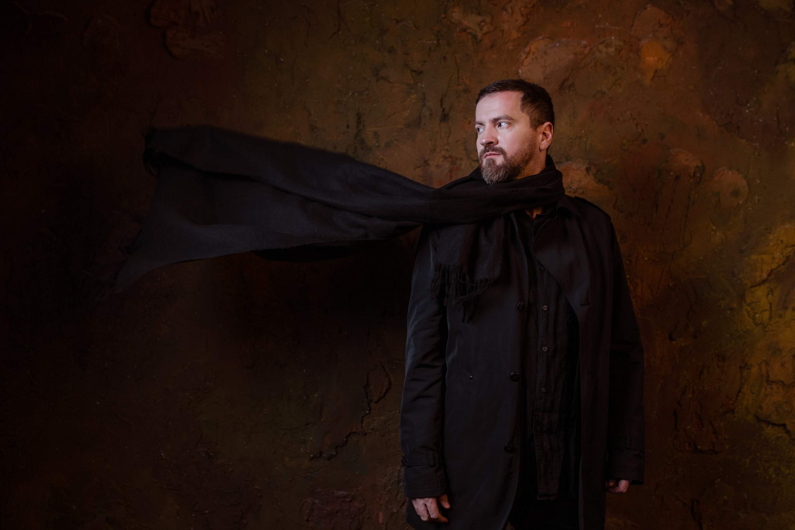 Дмитрий смог примерить на себя несколько интересных образов, и во всех он был гармоничным. Фотограф в Москве Анна Яковлева