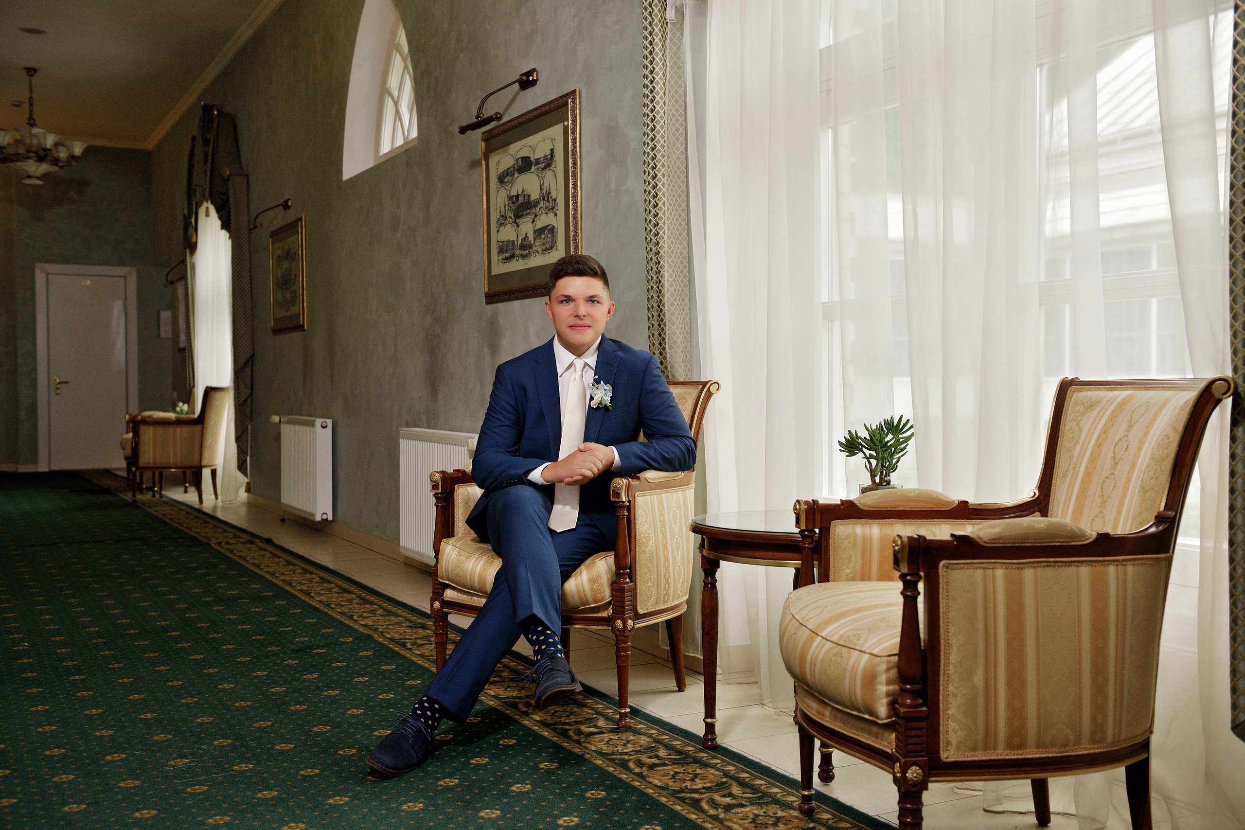 свадебная фотосессия в интерьерах, петровский путевой дворец