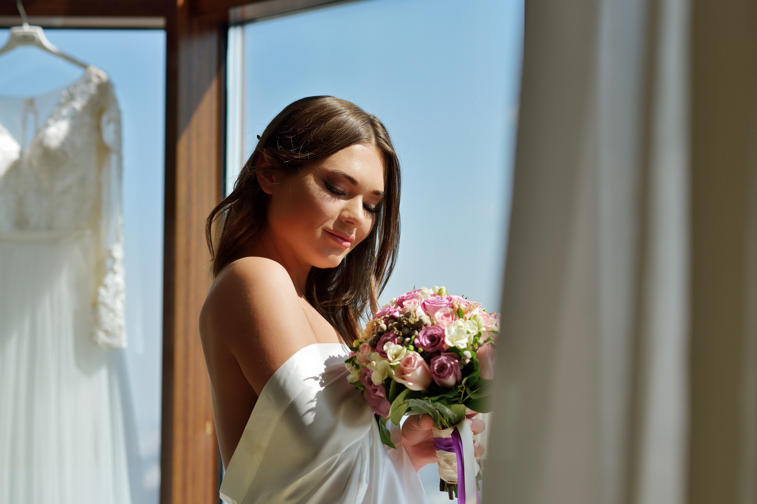 свадебная фотосессия, утро невесты, сборы невесты в отеле