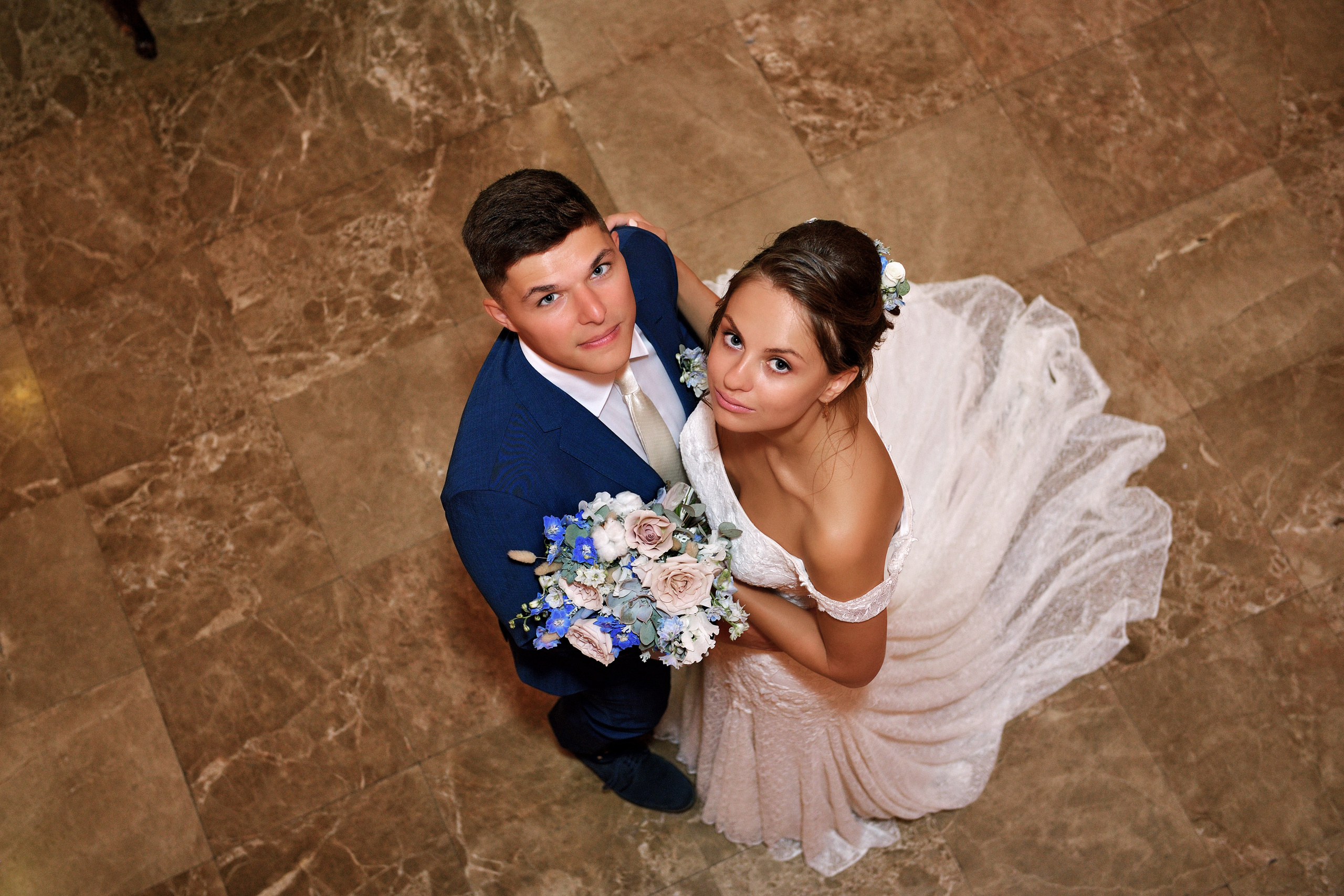 свадебная фотосессия в интерьерах, петровский путевой дворец