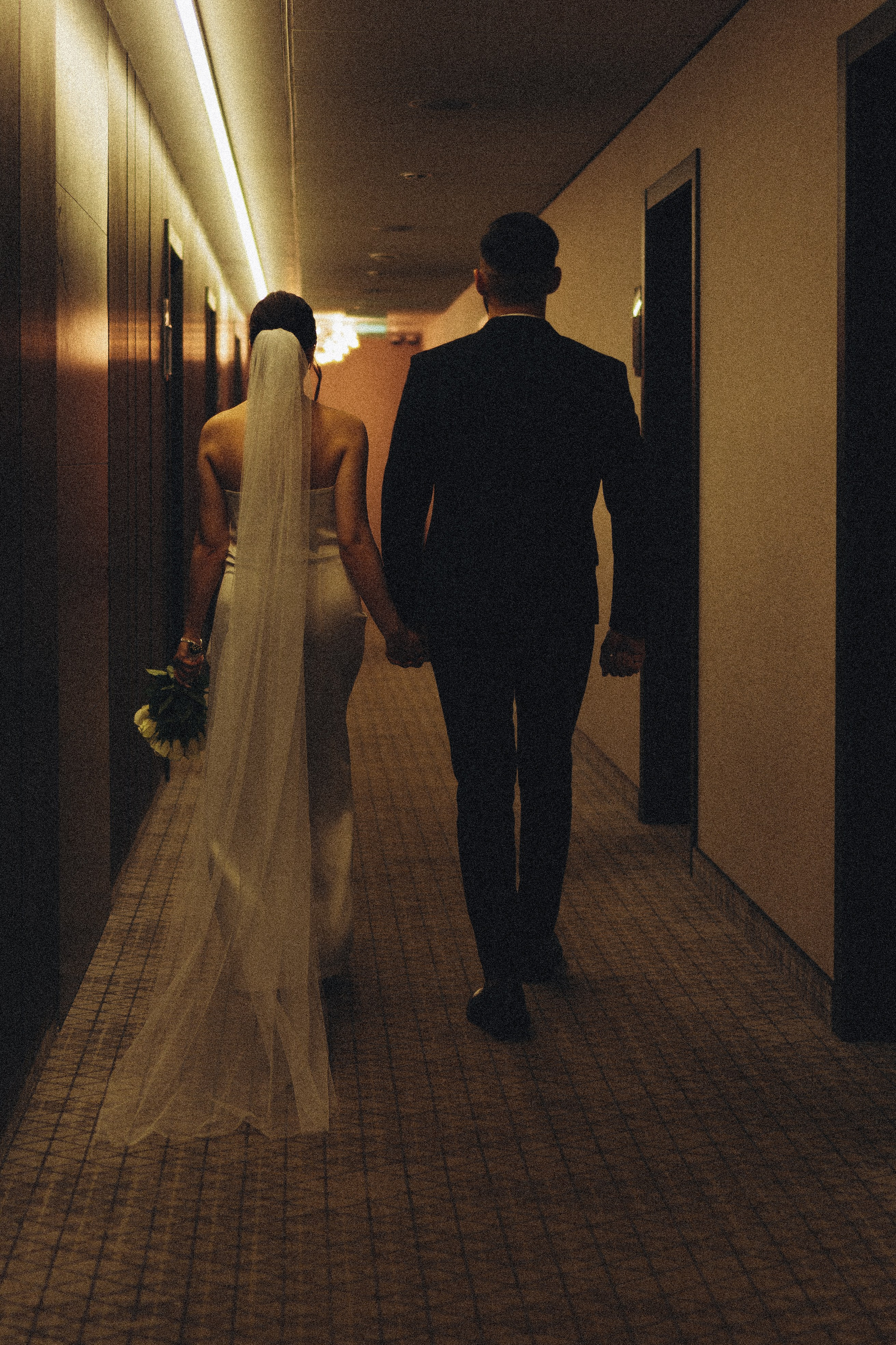 СВАДЕБНАЯ СЬЕМКА СБОРОВ ЖЕНИХА И НЕВЕСТЫ В ОТЕЛЕ И ТАКЖЕ ФОТОСЕССИИЯ В ОТЕЛЕЕ МЕГАПОЛИС БРЯНСК. Профессиональный фотограф, Санкт-Петербург — Виктория Богомолова