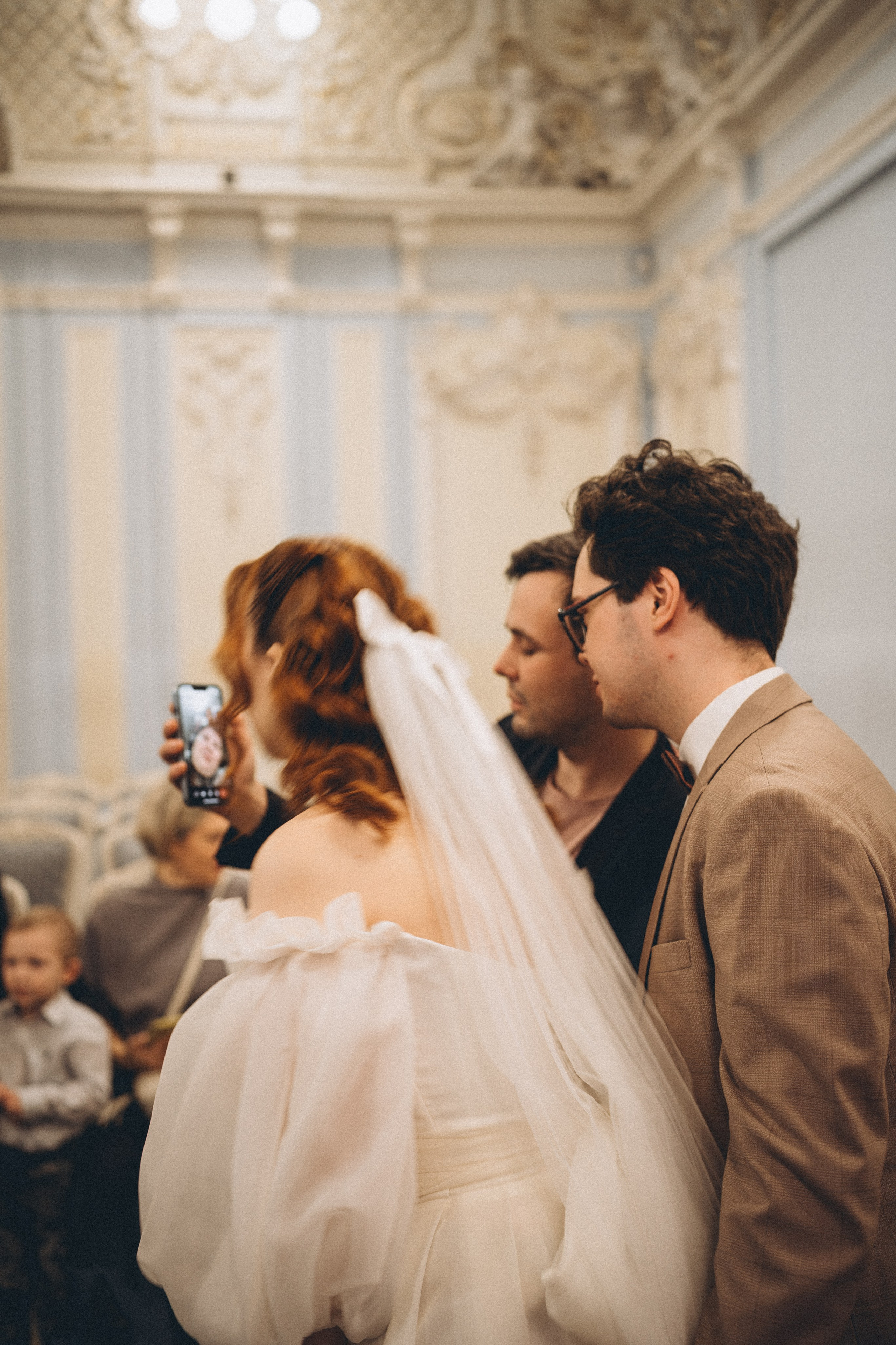 СВАДЕБНАЯ СЬЕМКА ВО ВТОРОМ ДВОРЦЕ С ГОСТЯМИ И ПРОГУЛКА В ТАВРИЧЕСКОМ САДУ. Профессиональный фотограф, Санкт-Петербург — Виктория Богомолова