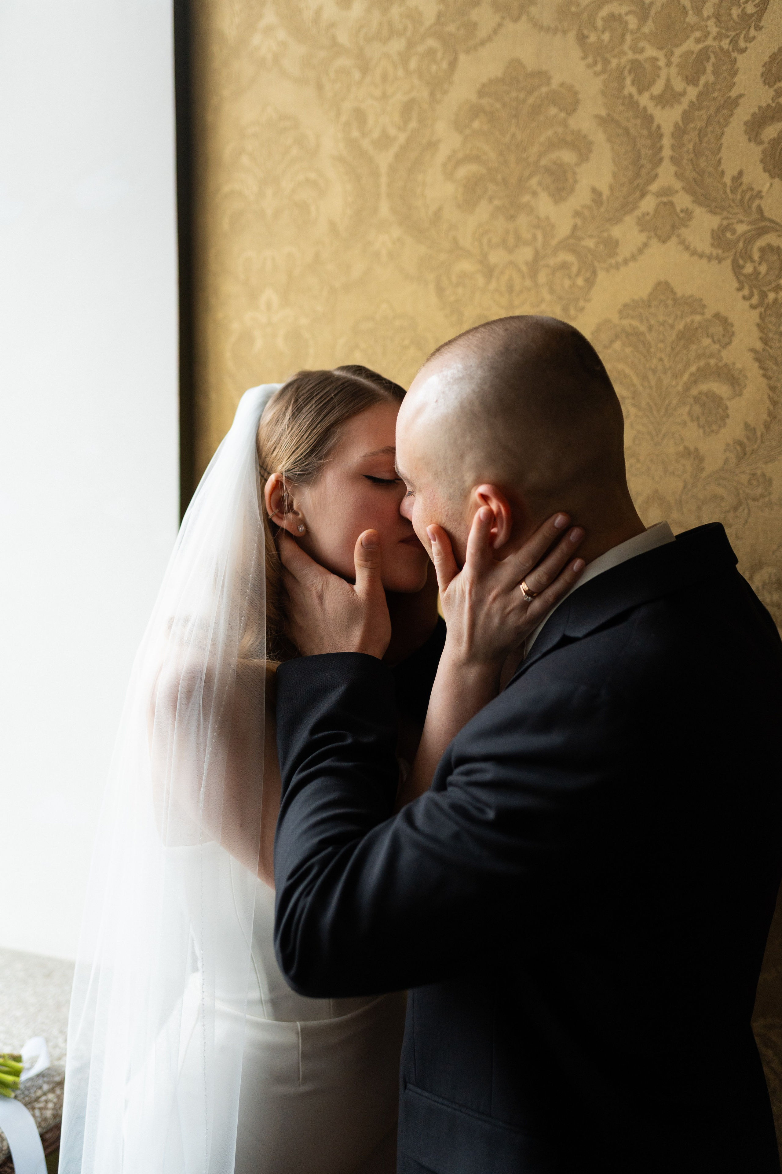 Мария и Алексей, студия 1884. Свадебный фотограф в Москве Анна Полушина