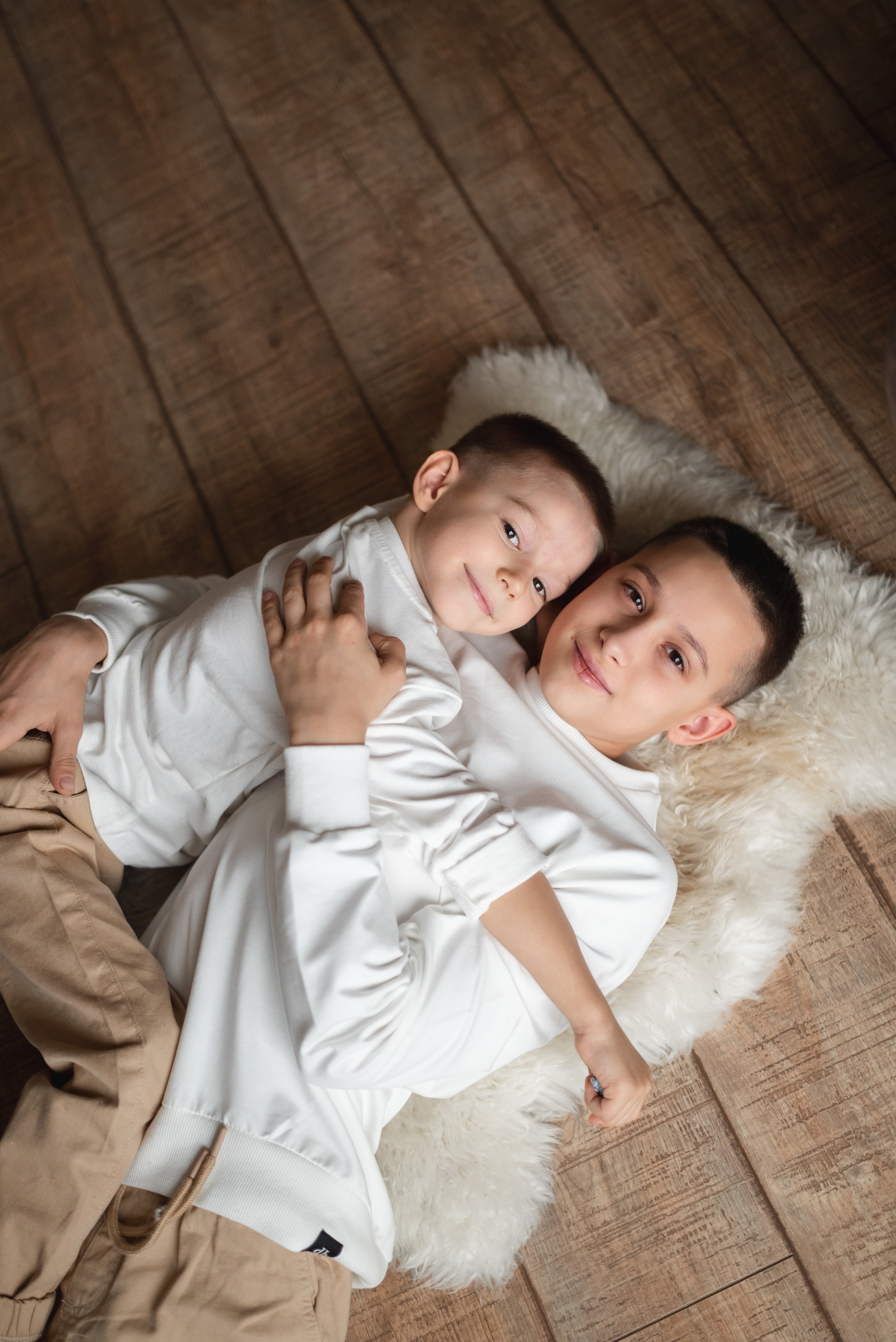 Оксана Сергей Ваня и Егор. Семейный фотограф Ирина Сгибнева