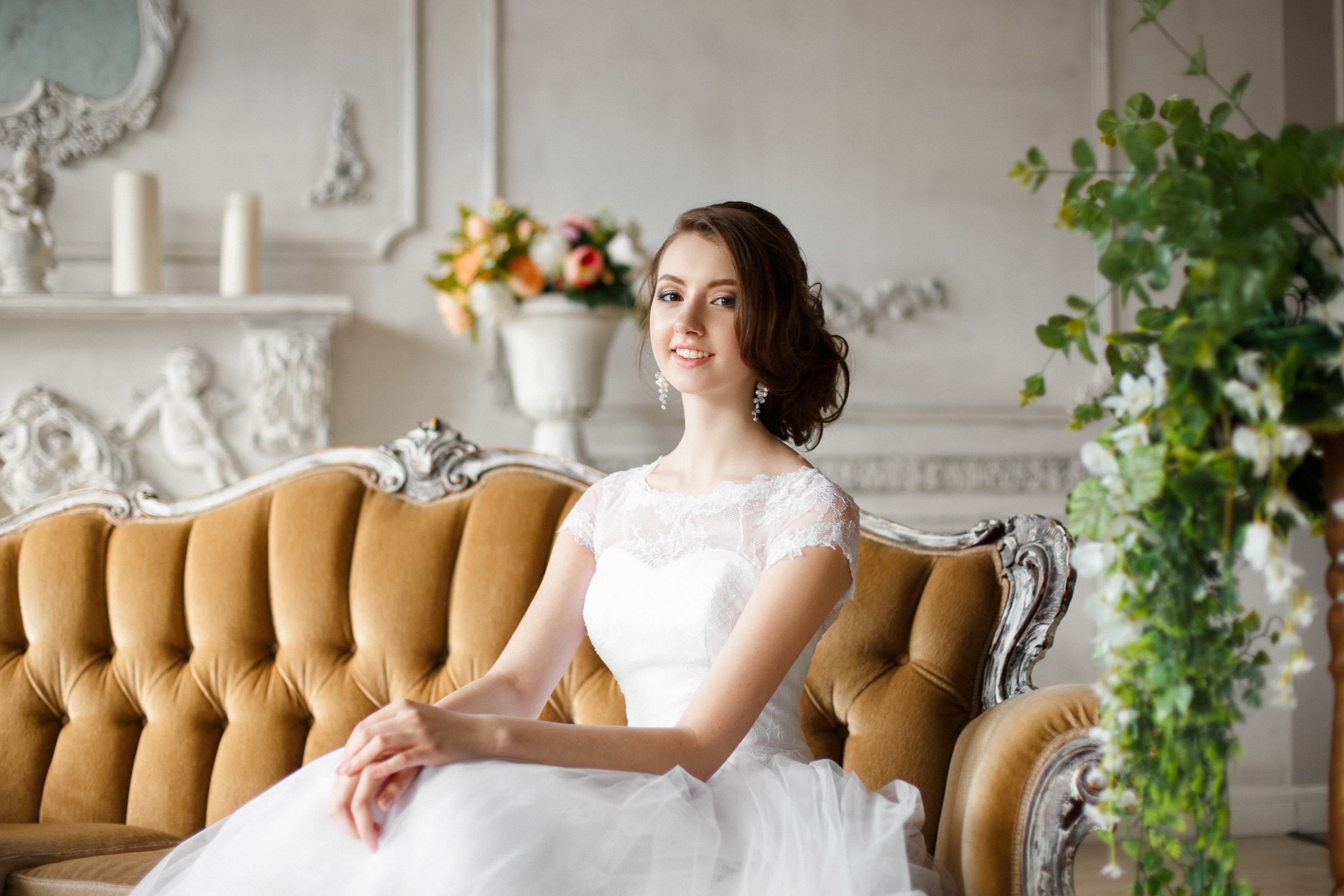 Нежный свадебный макияж для невесты в романтическом стиле восхитительно дополнит Ваш образ и создаст гармонию, подарит ощущение настоящего праздника в этот прекрасный и важный день в Вашей жизни - день свадьбы!