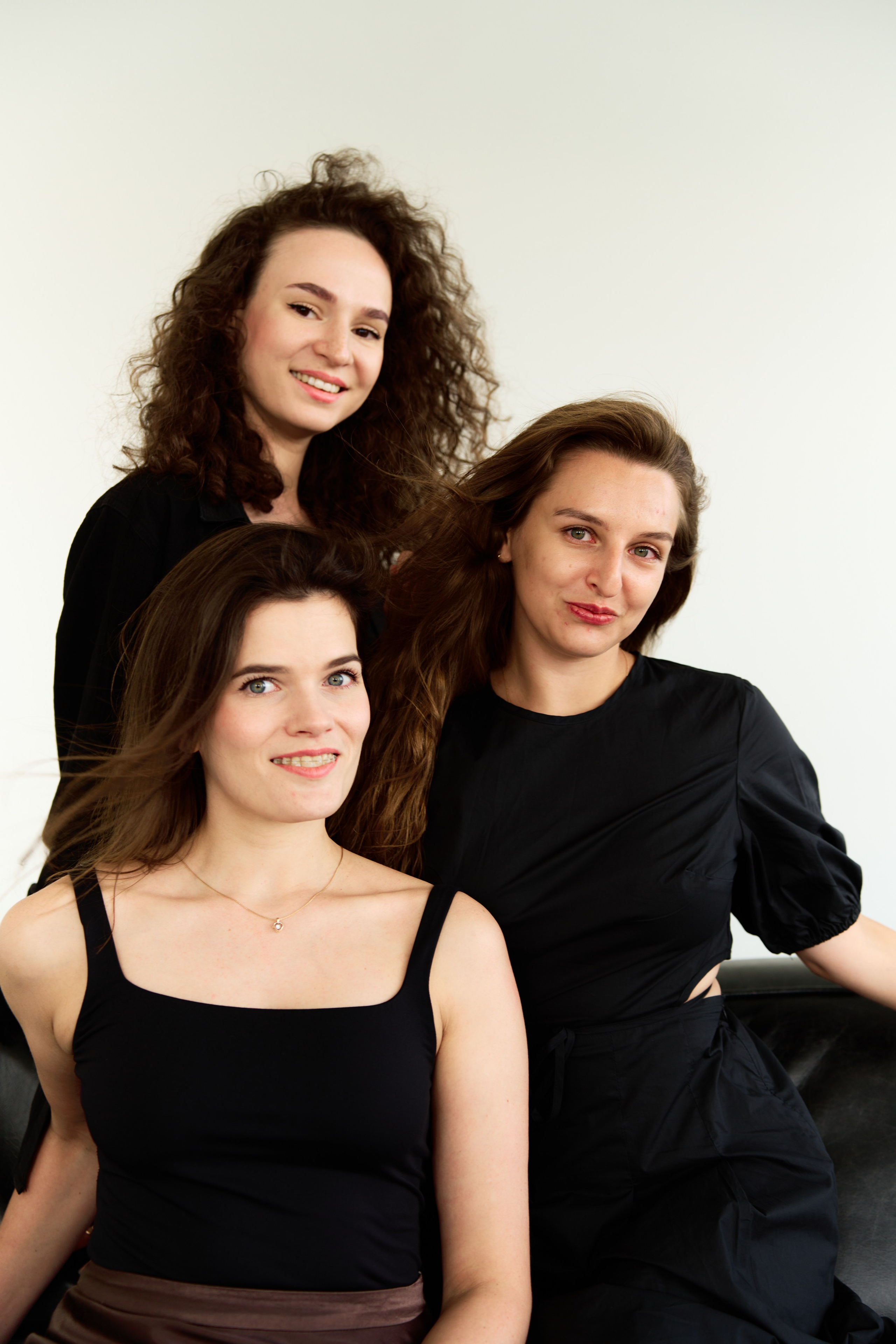 Дарья, Юлия и Валерия. Маргарита — фотограф и видеограф / Москва