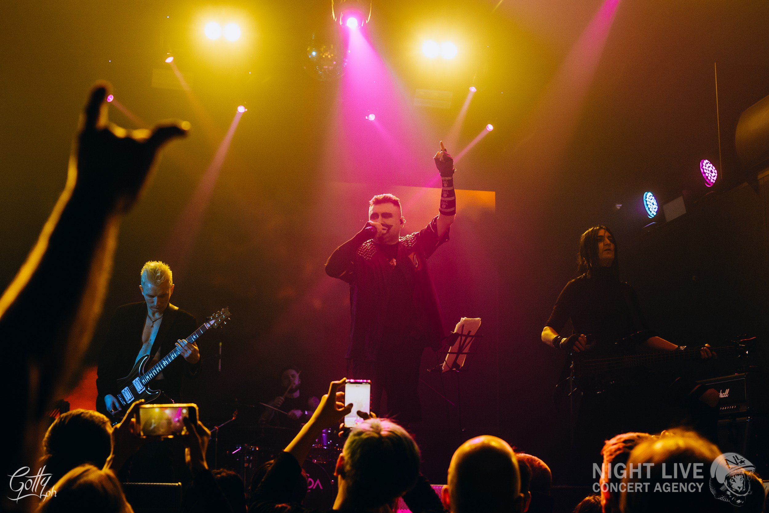 DEFORM. Концертный и портретный фотограф Москва и Санкт-Петербург